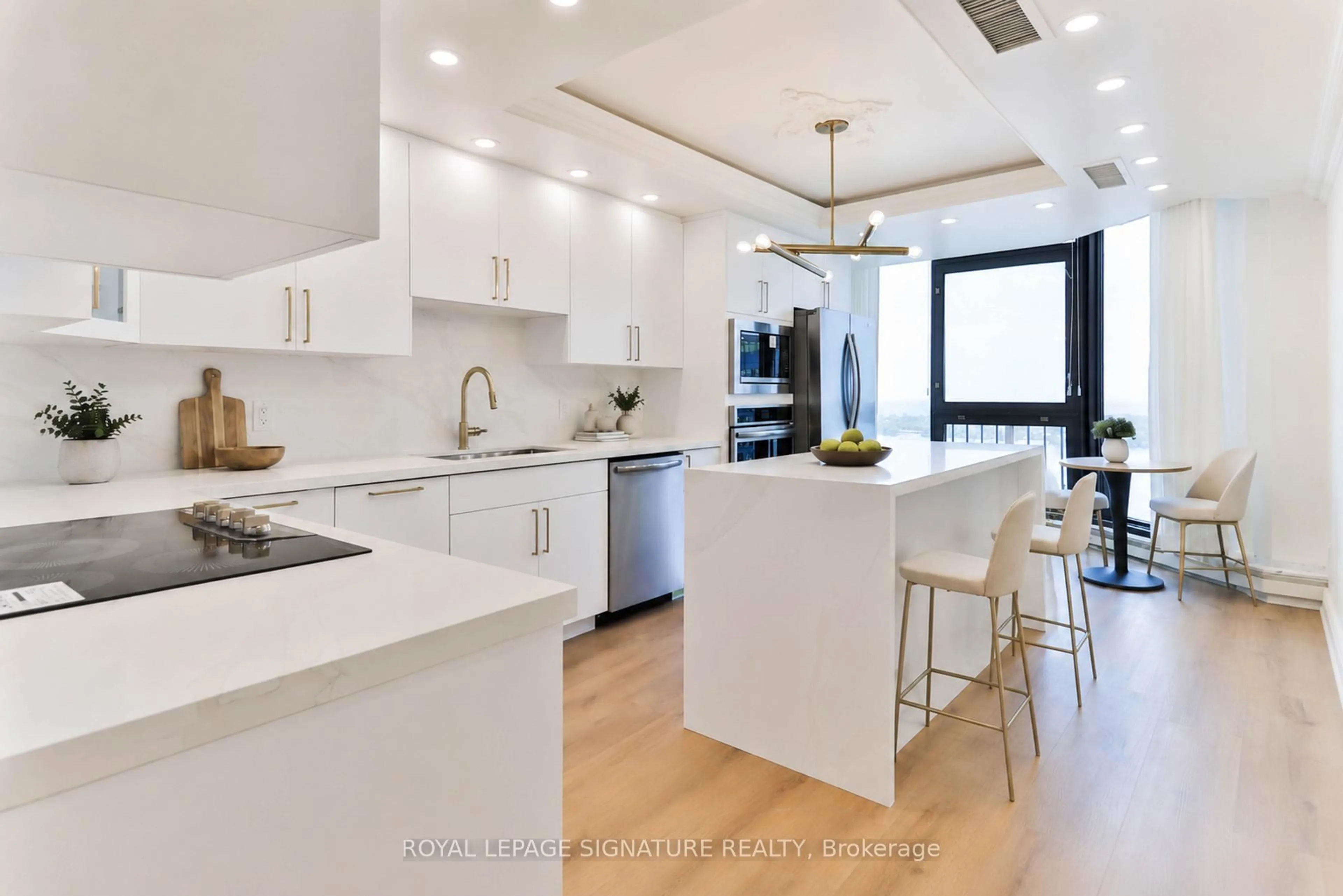 Open concept kitchen, unknown for 55 Harbour Sq #PH10, Toronto Ontario M5J 2L1