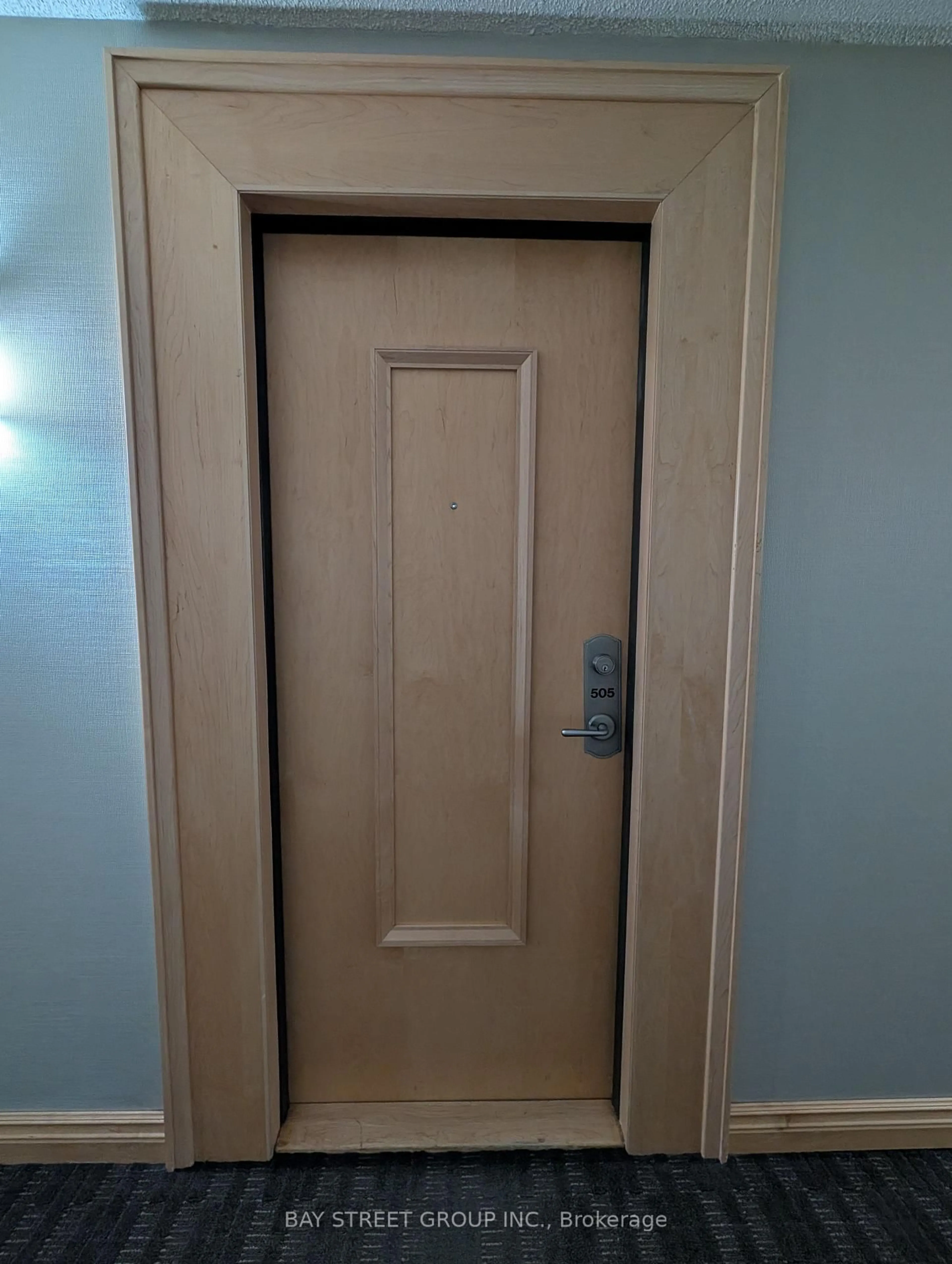 Unknown for 212 Eglinton Ave #505, Toronto Ontario M4P 0A3