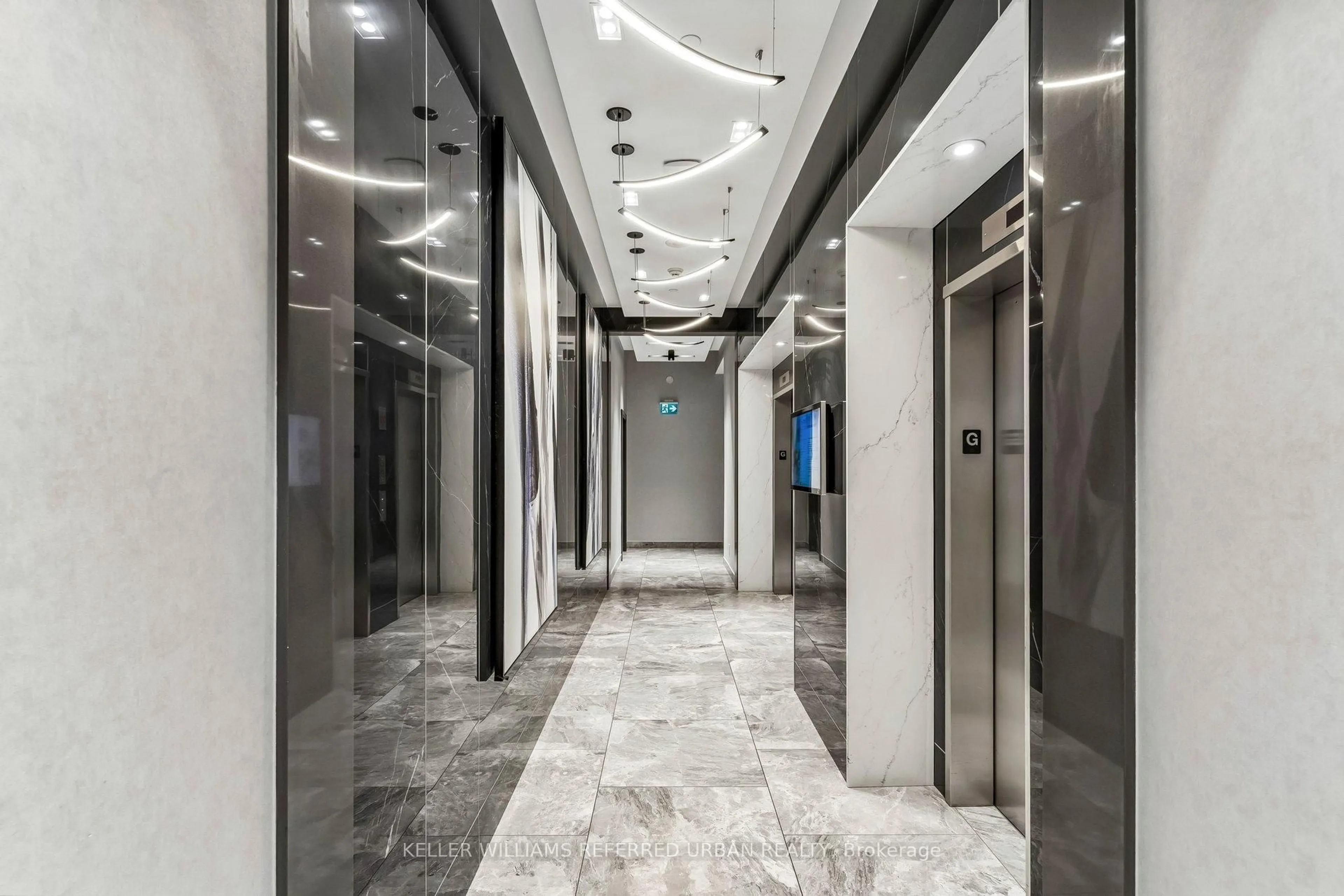 Indoor foyer for 12 Yonge St #1103, Toronto Ontario M5E 1Z9