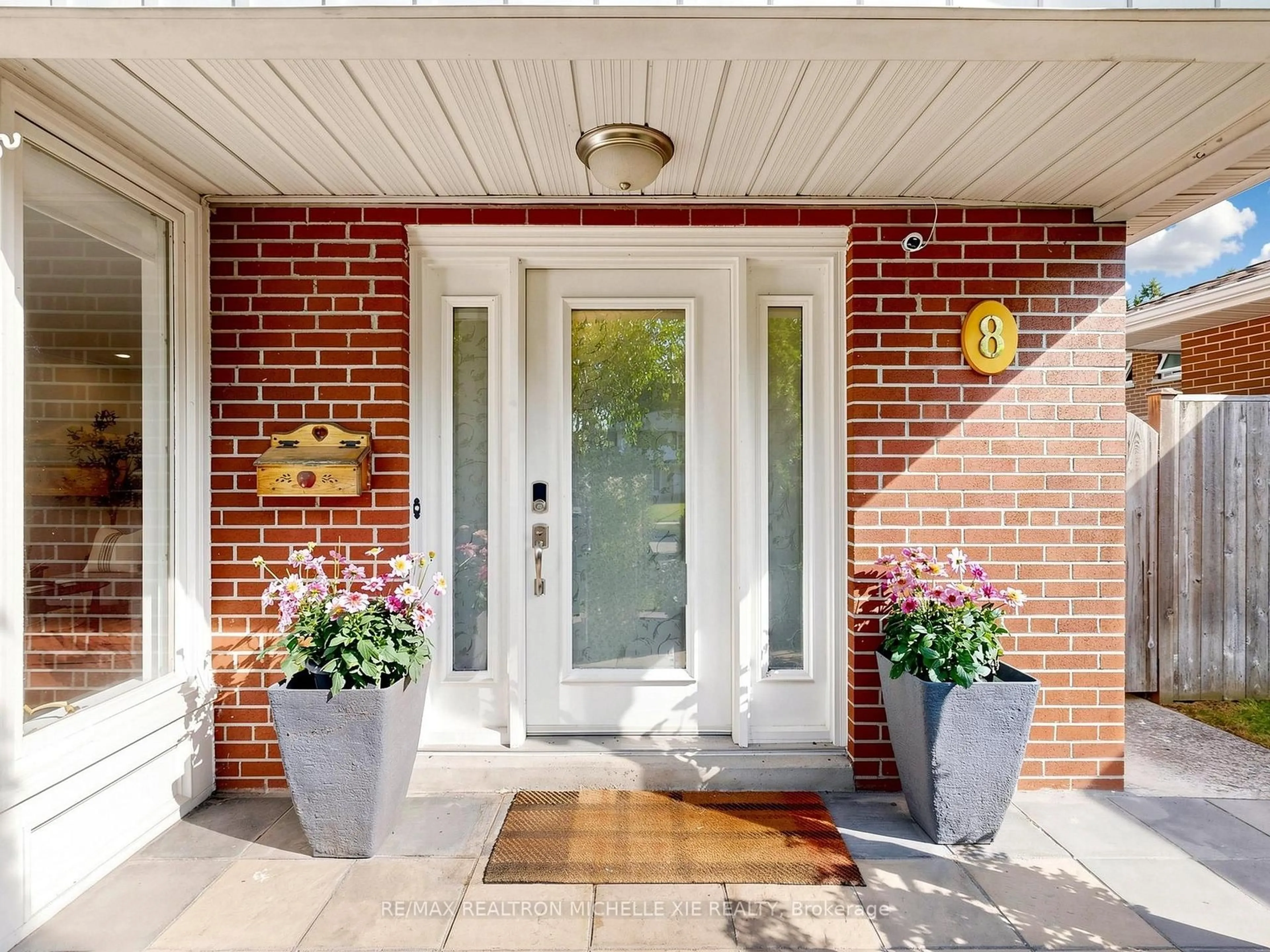 Unknown for 8 Meadowglade Cres, Toronto Ontario M2J 1C7