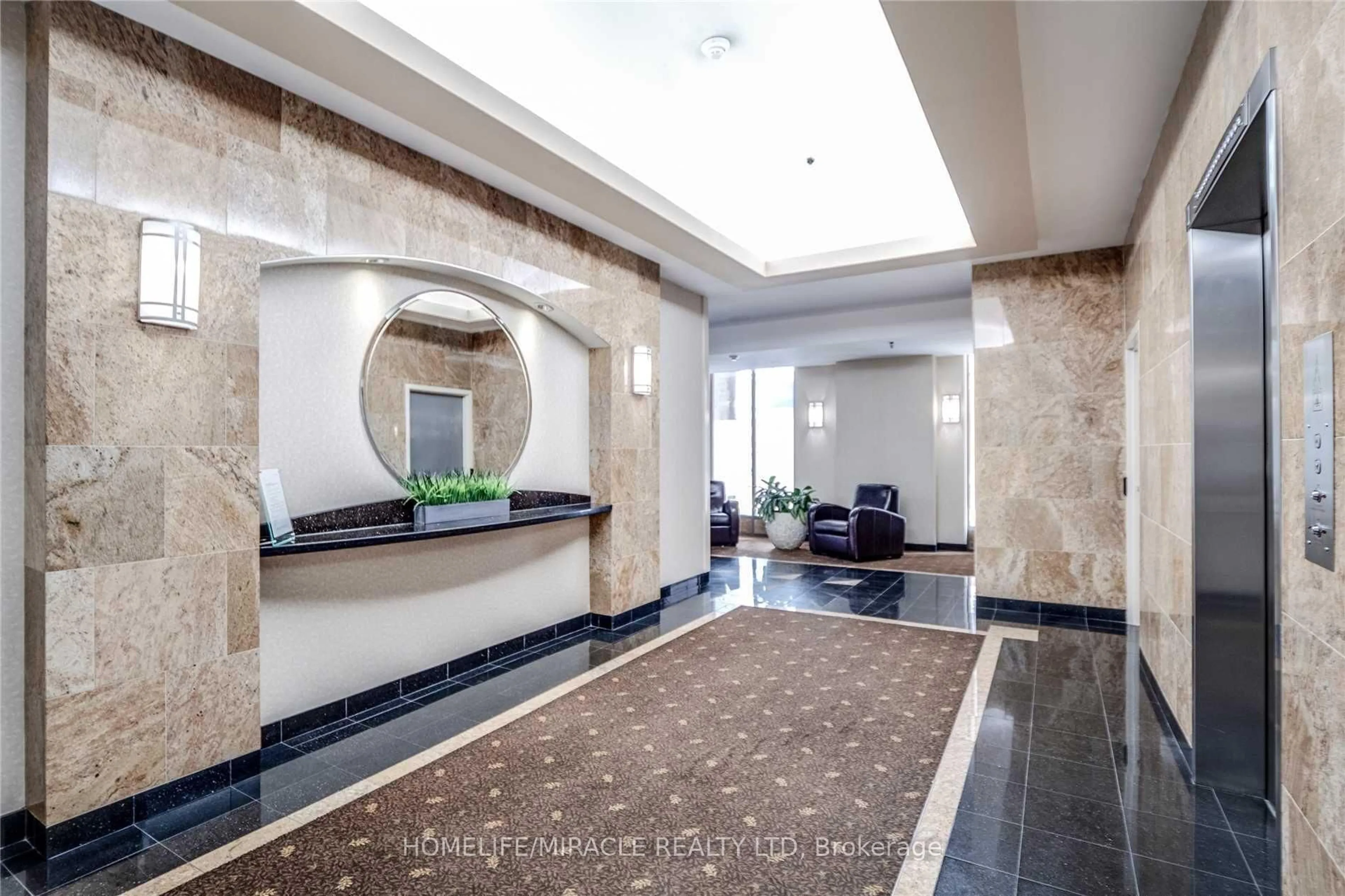 Lobby for 95 Lombard St #605, Toronto Ontario M5C 2V3