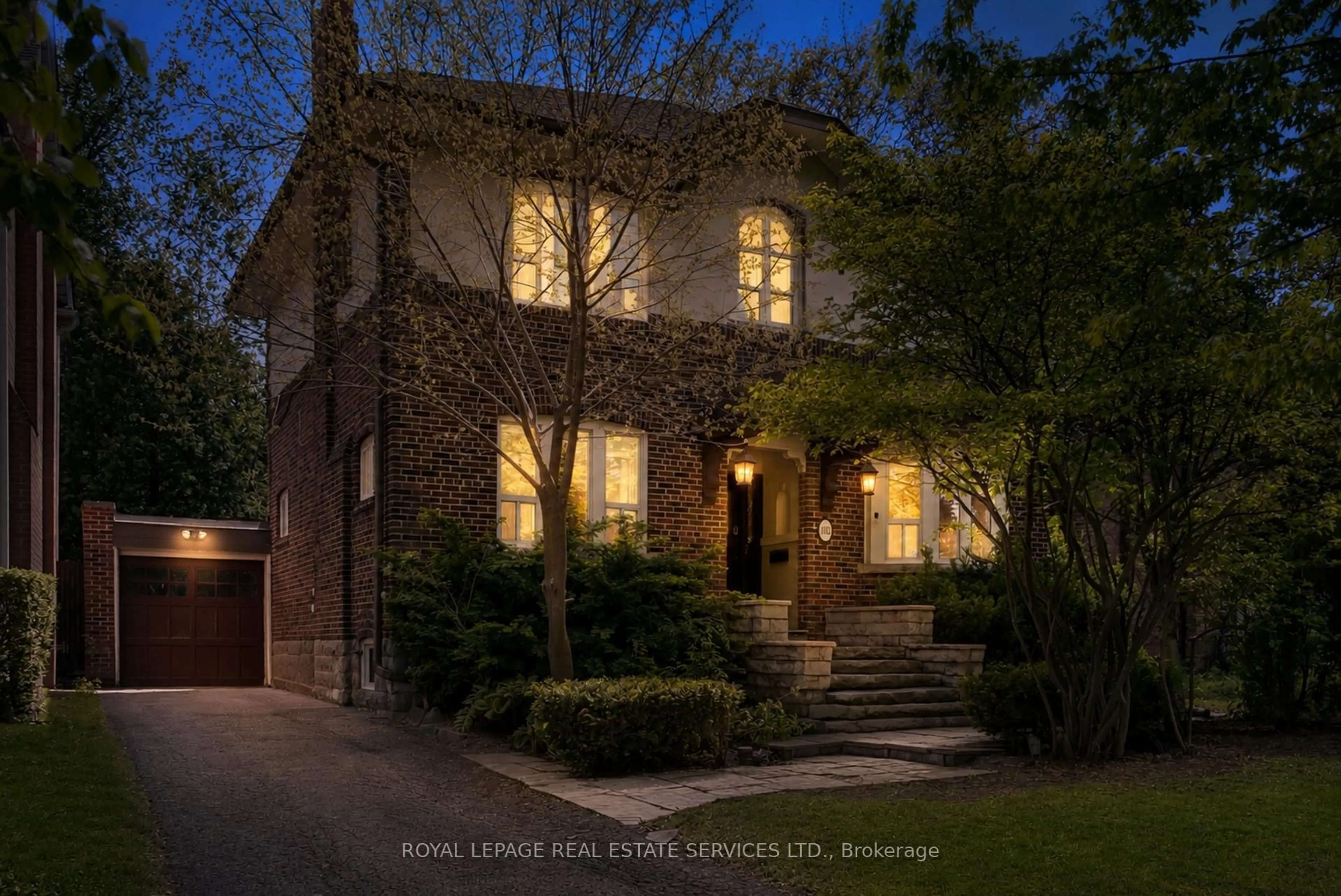 Home with brick exterior material, street for 202 Dinnick Cres, Toronto Ontario M4N 1M3