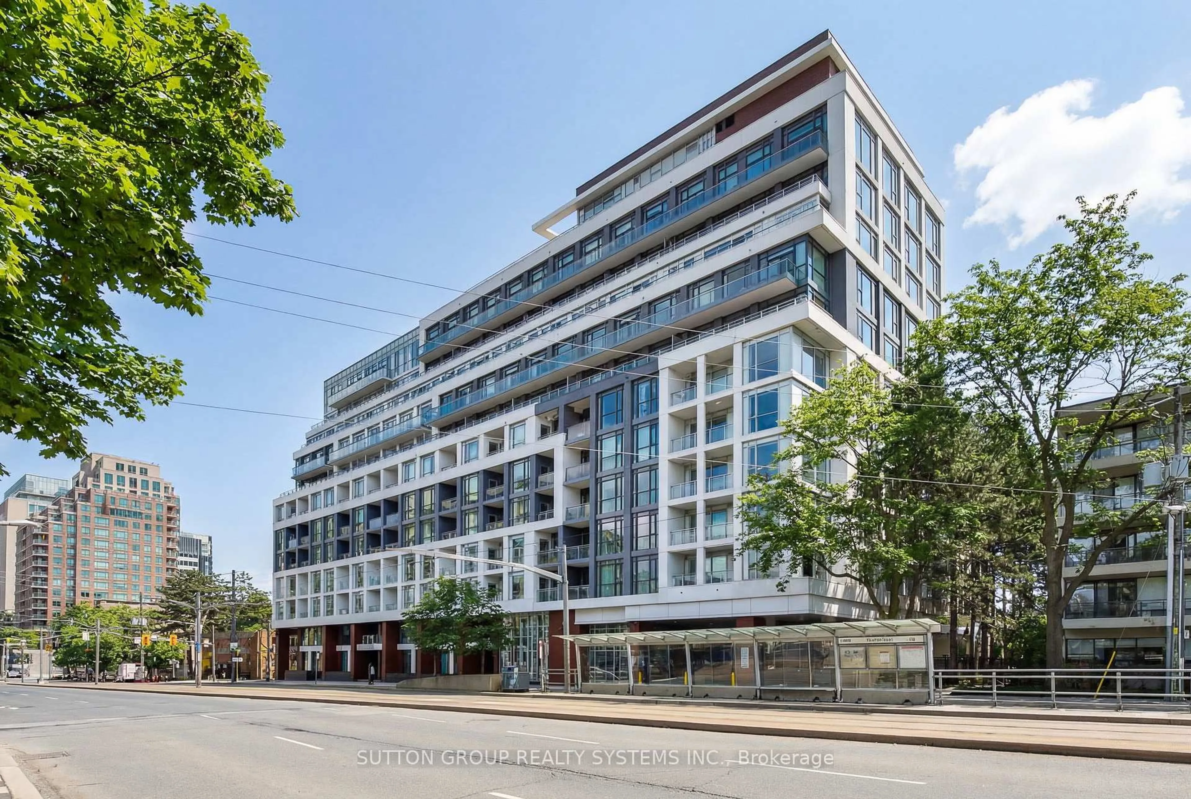 Unknown for 223 St Clair Ave #212, Toronto Ontario M4V 1R3