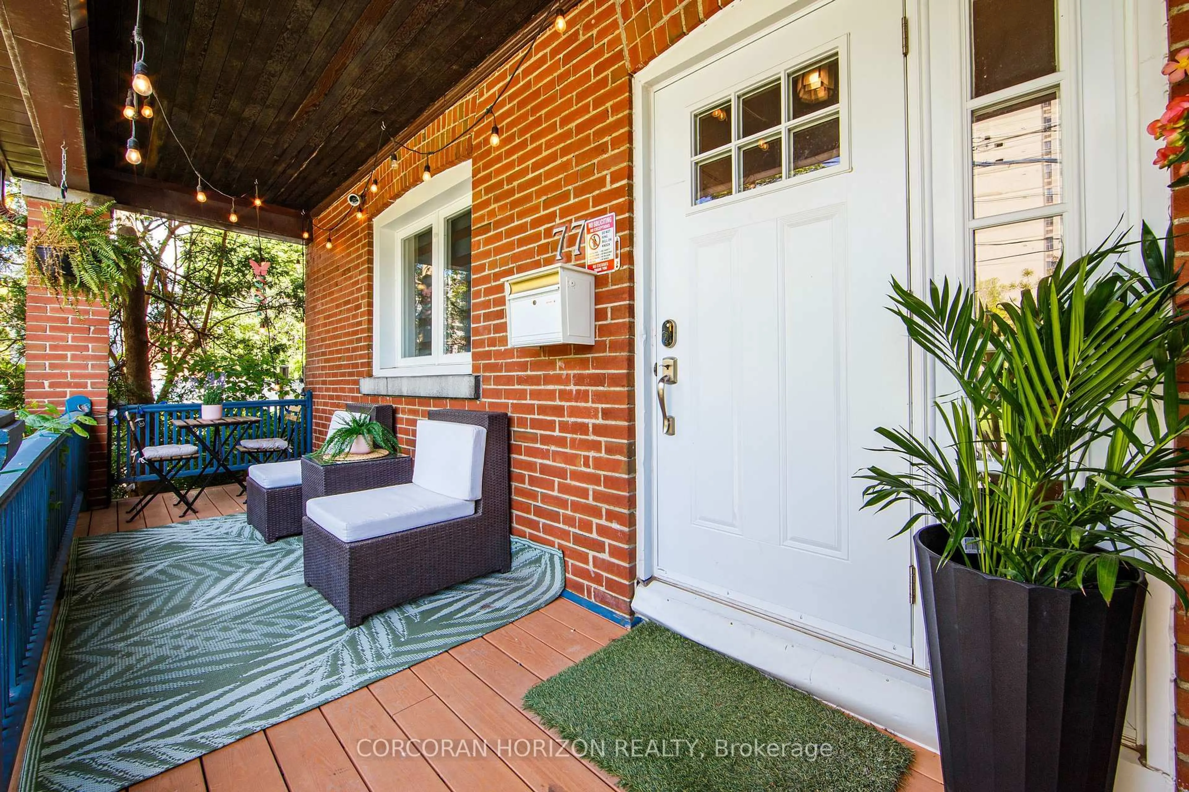Indoor entryway for 77 Montgomery Ave, Toronto Ontario M4R 1E1