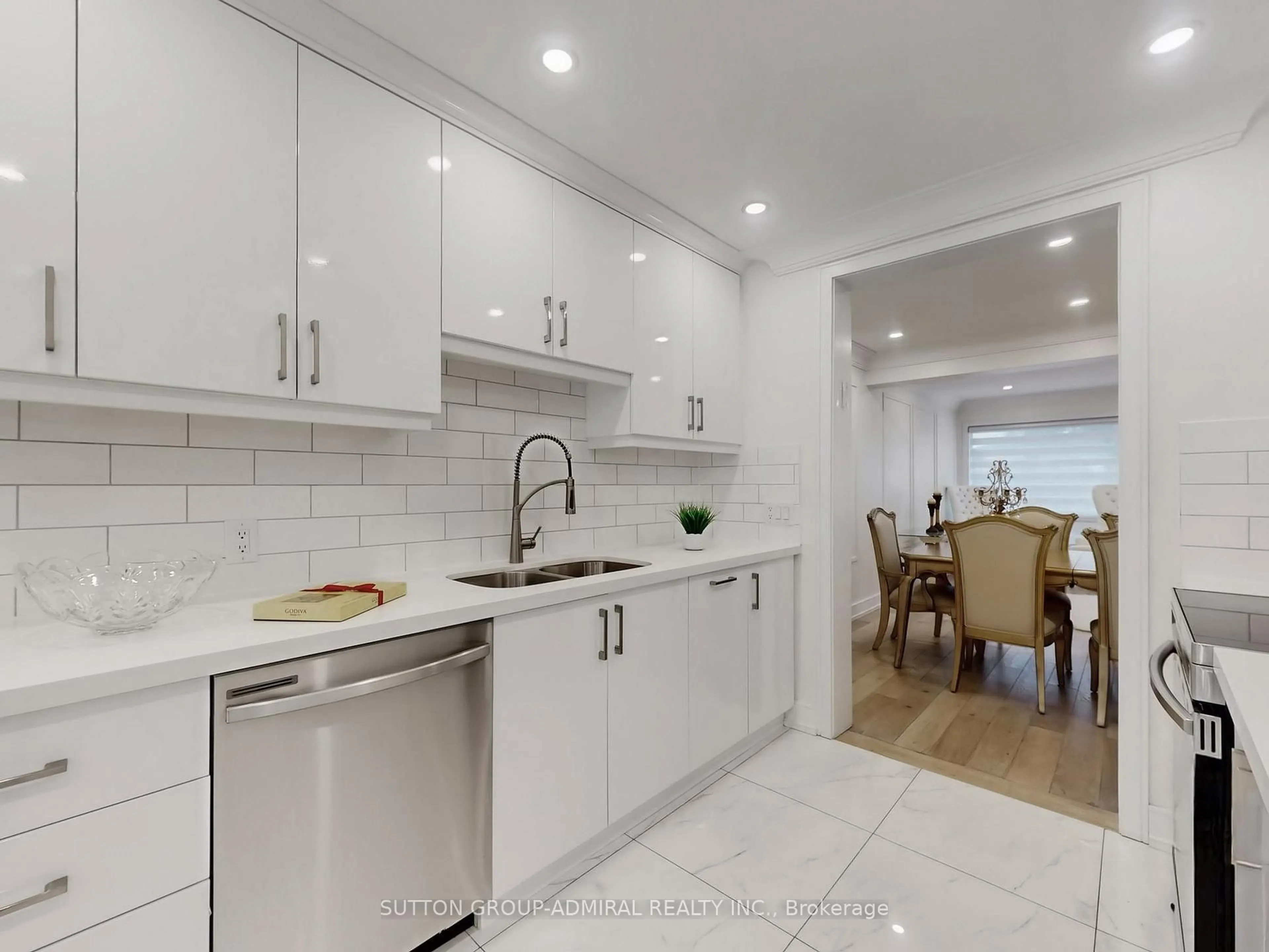 Open concept kitchen, ceramic/tile floor for 296 Torresdale Ave #2, Toronto Ontario M2R 3N3