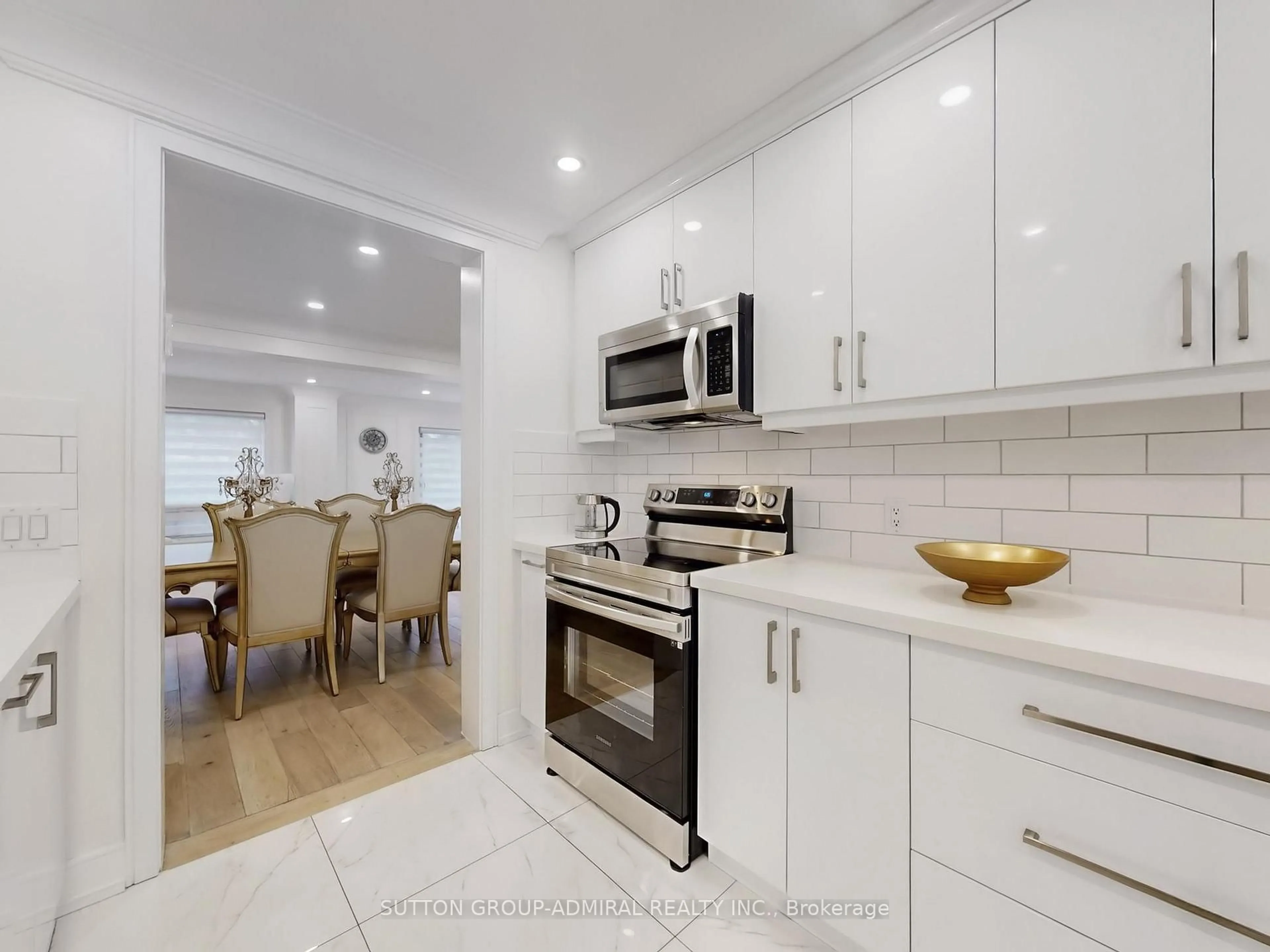 Open concept kitchen, ceramic/tile floor for 296 Torresdale Ave #2, Toronto Ontario M2R 3N3