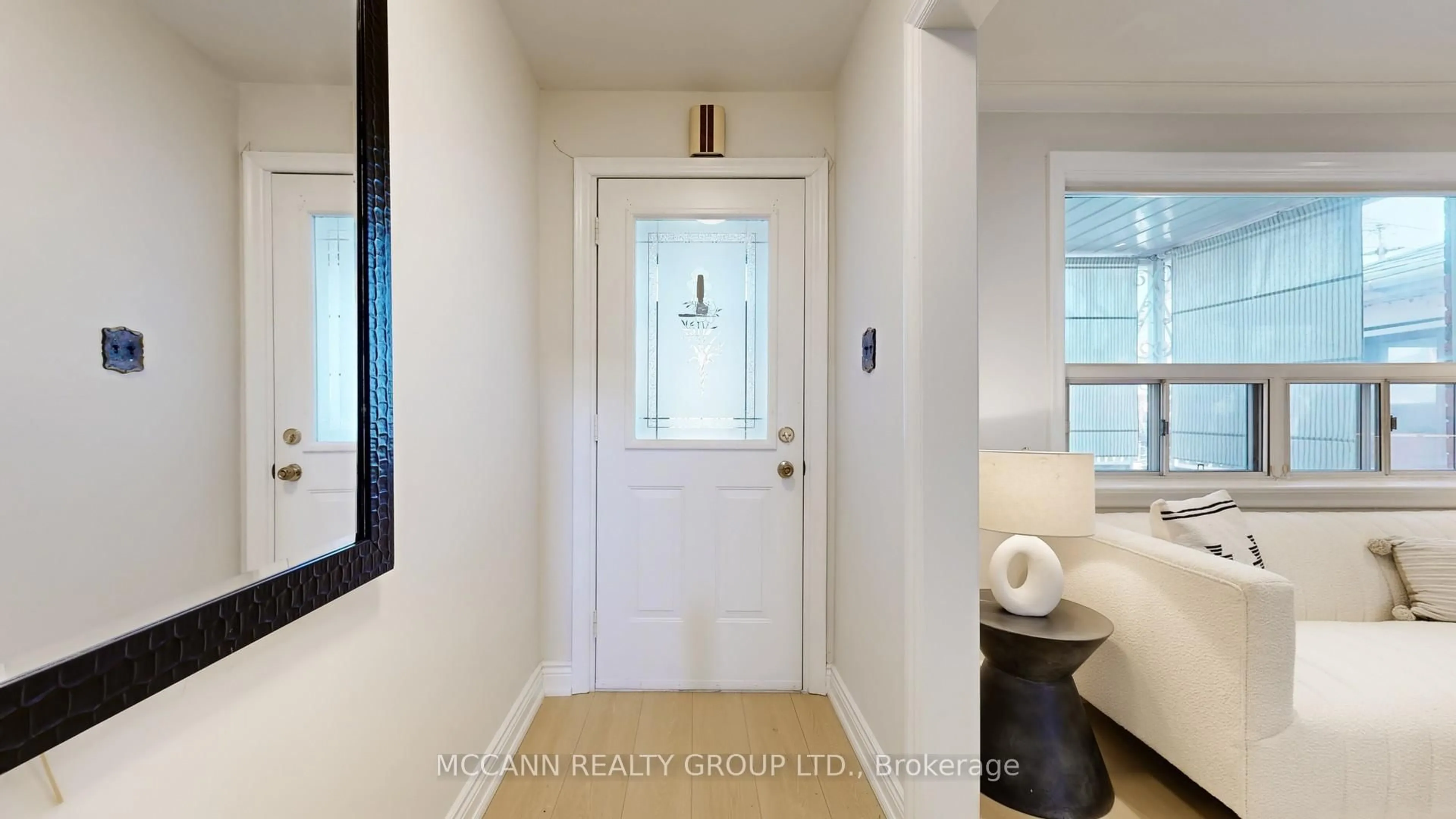Indoor entryway for 496 Northcliffe Blvd, Toronto Ontario M6E 3L5