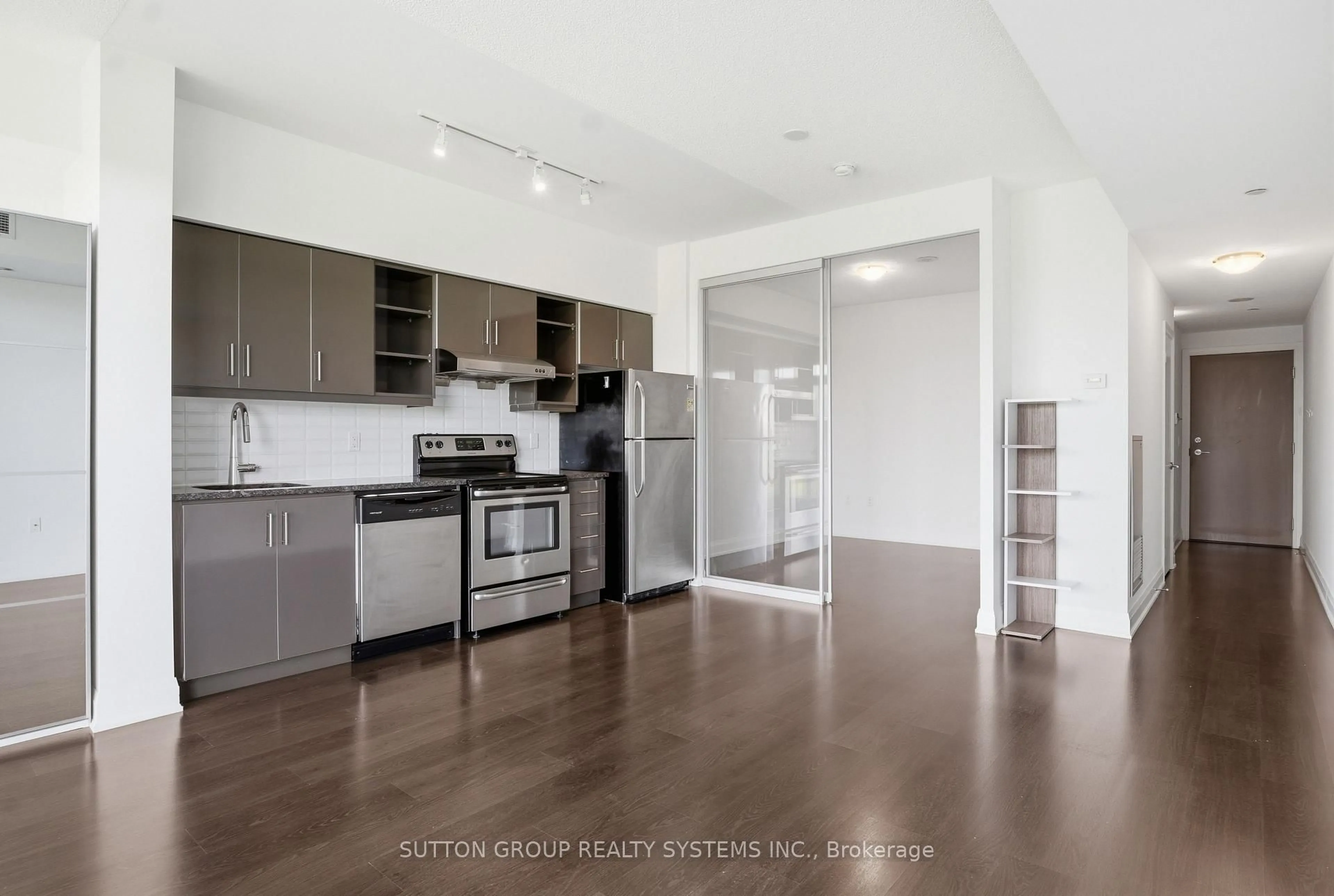 Standard kitchen, unknown for 160 Vanderhoof Ave #416, Toronto Ontario M4G 2G6