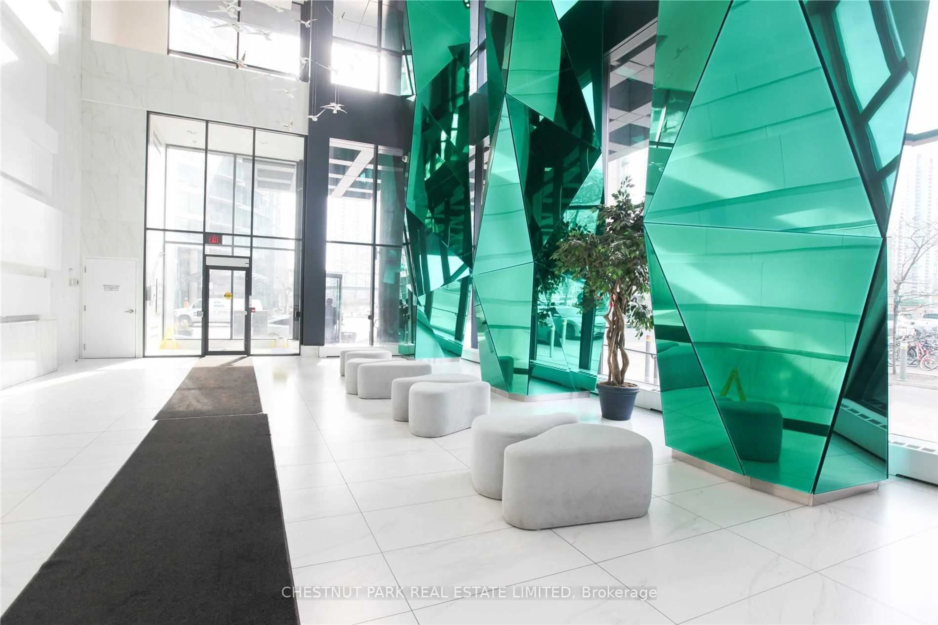 Lobby for 352 Front St #1711, Toronto Ontario M5V 0K3