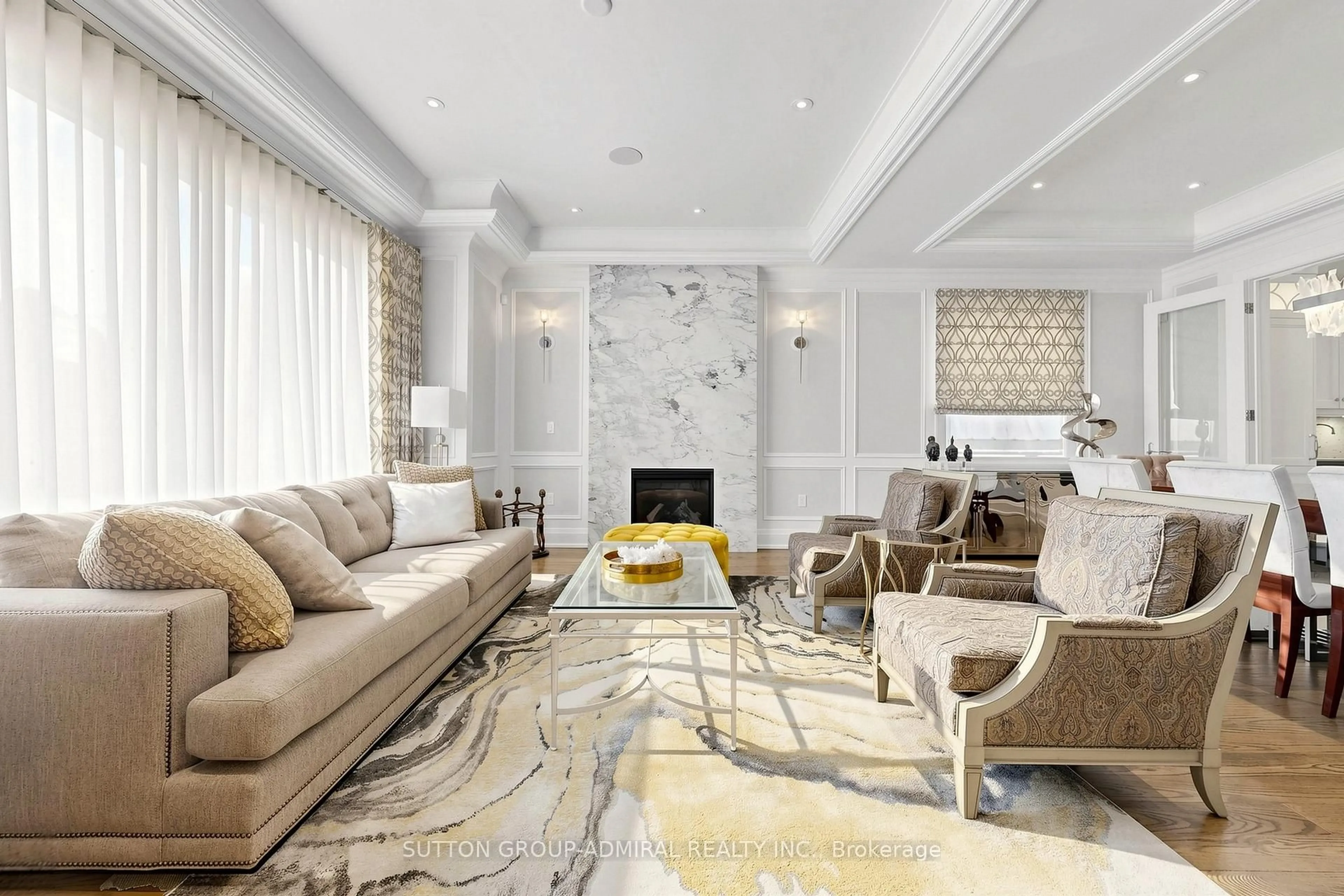 Living room with furniture, unknown for 219 Florence Ave, Toronto Ontario M2N 1G7
