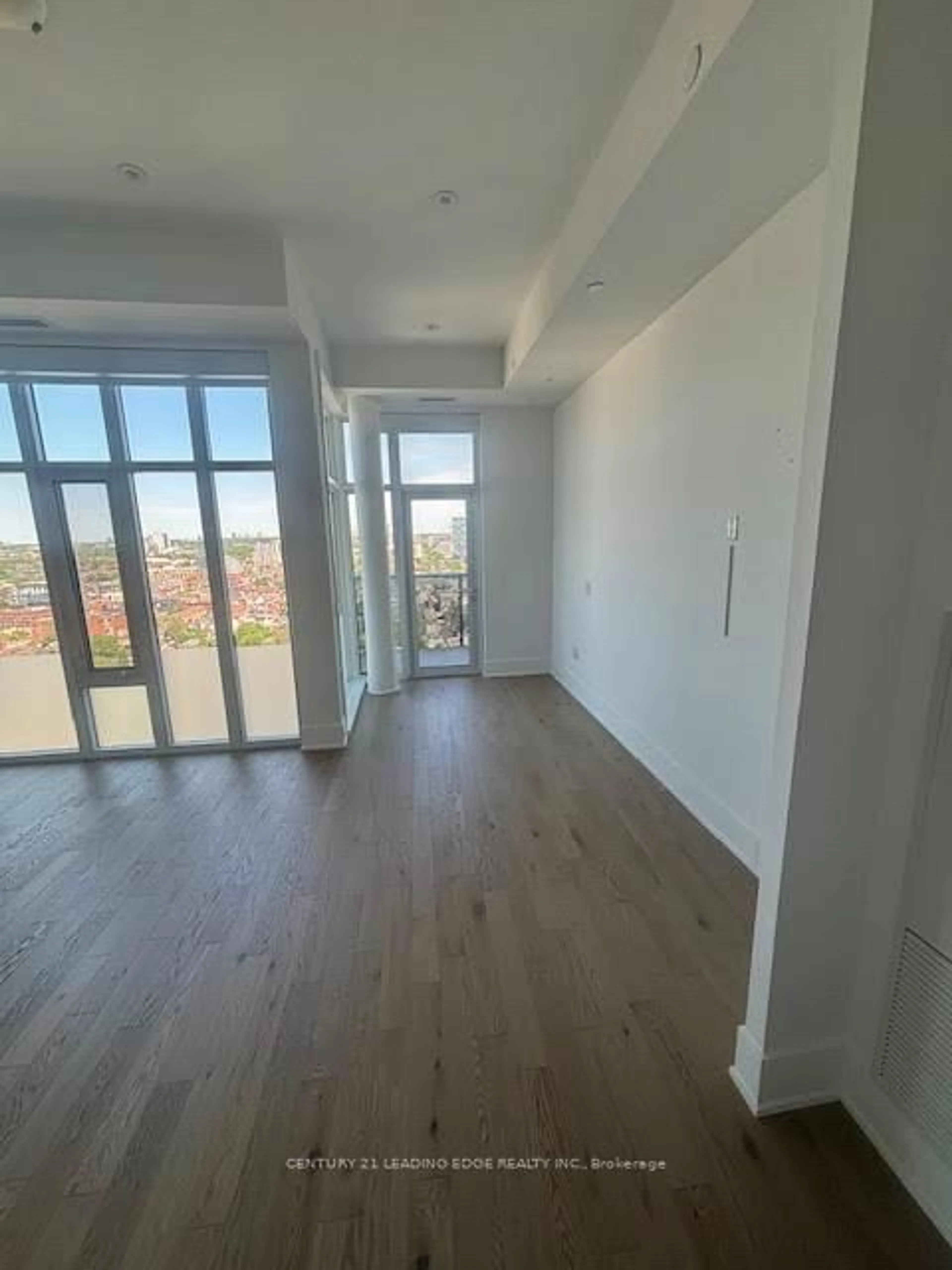 A pic of a room for 330 Richmond St #2902, Toronto Ontario M5V 0M4