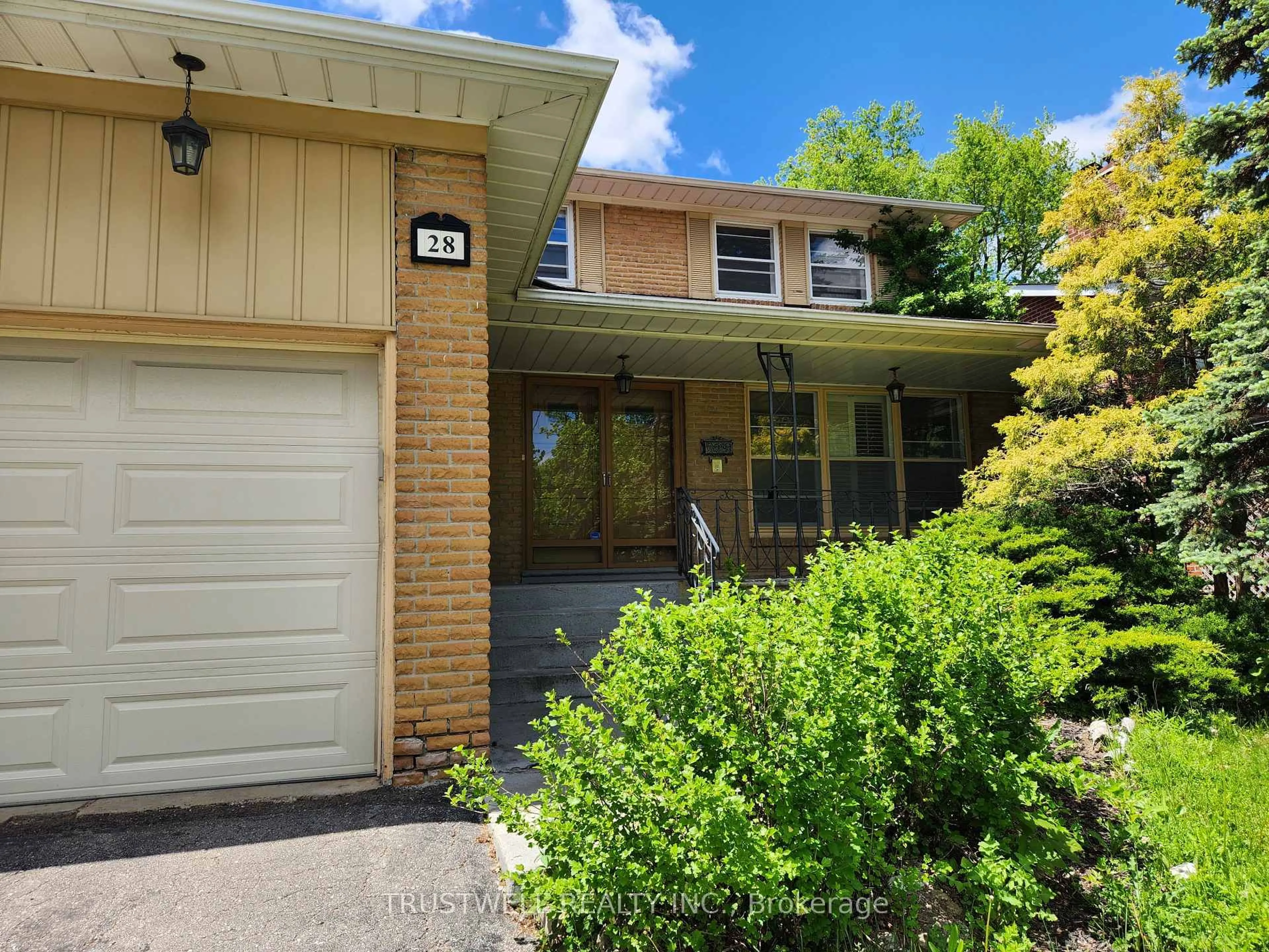 Unknown for 28 Robinter Dr, Toronto Ontario M2M 3R2