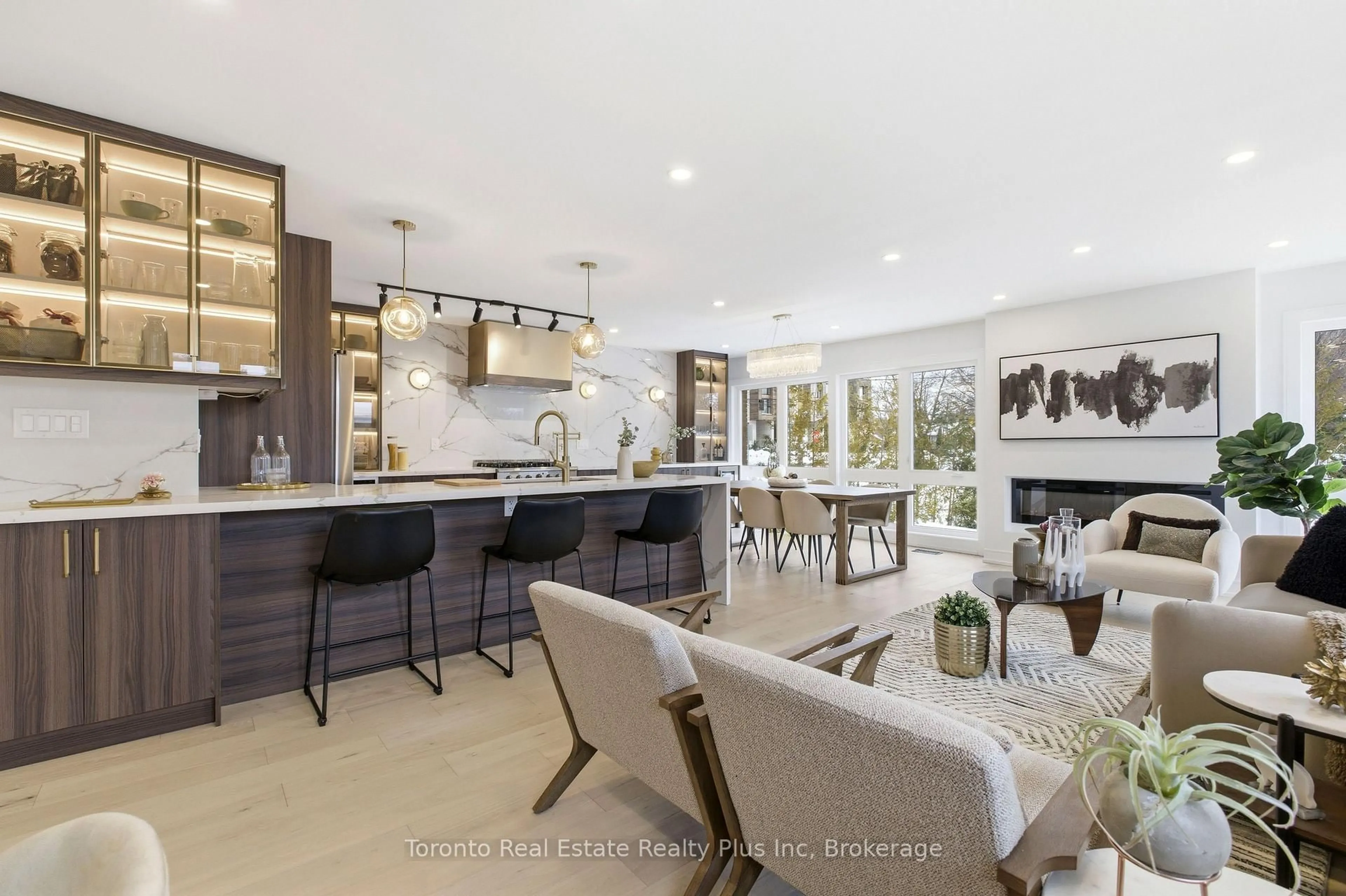 Open concept kitchen, ceramic/tile floor for 3 Blithfield Ave, Toronto Ontario M2K 1X9