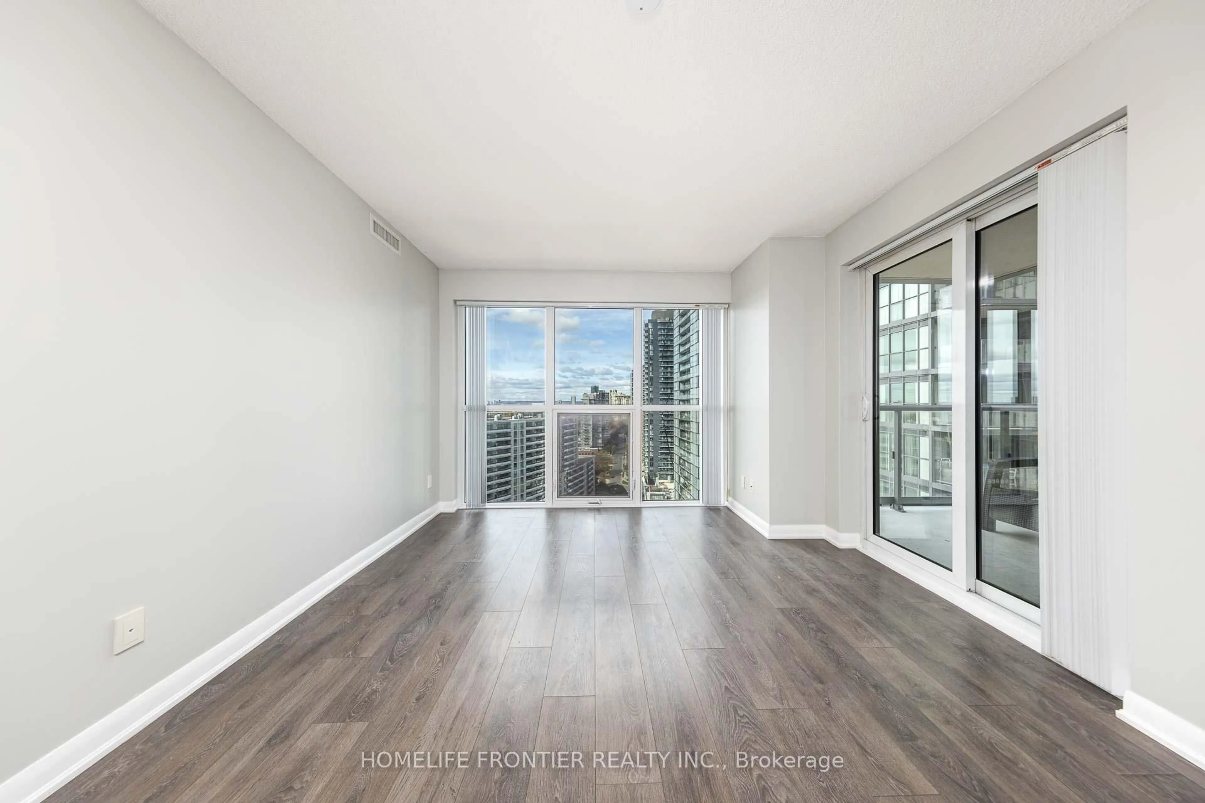 A pic of a room for 5162 Yonge St #2005, Toronto Ontario M2N 6L9