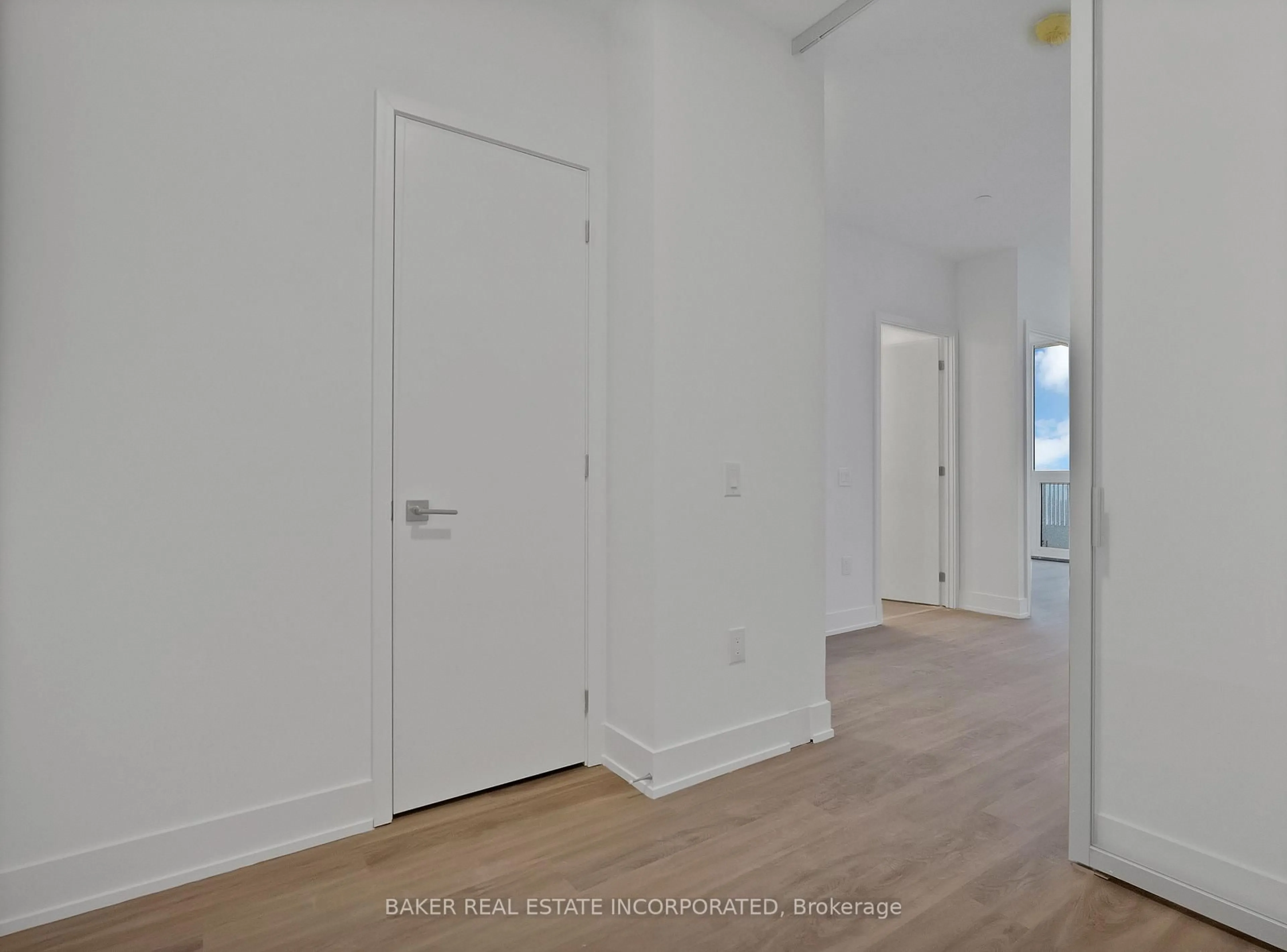 Indoor entryway for 36 Olive Ave #2308, Toronto Ontario M2N 0M4
