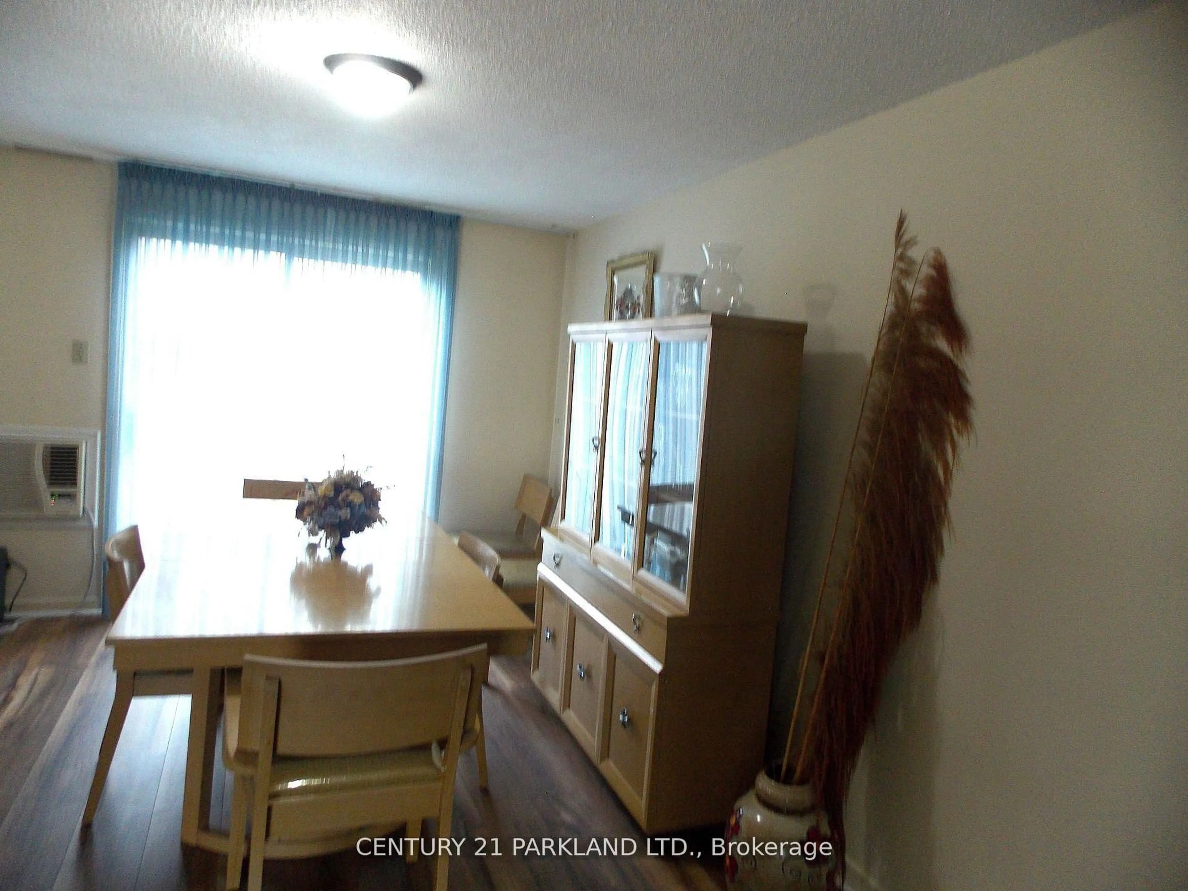 Unknown for 42 Antibes Dr, Toronto Ontario M2R 3K4