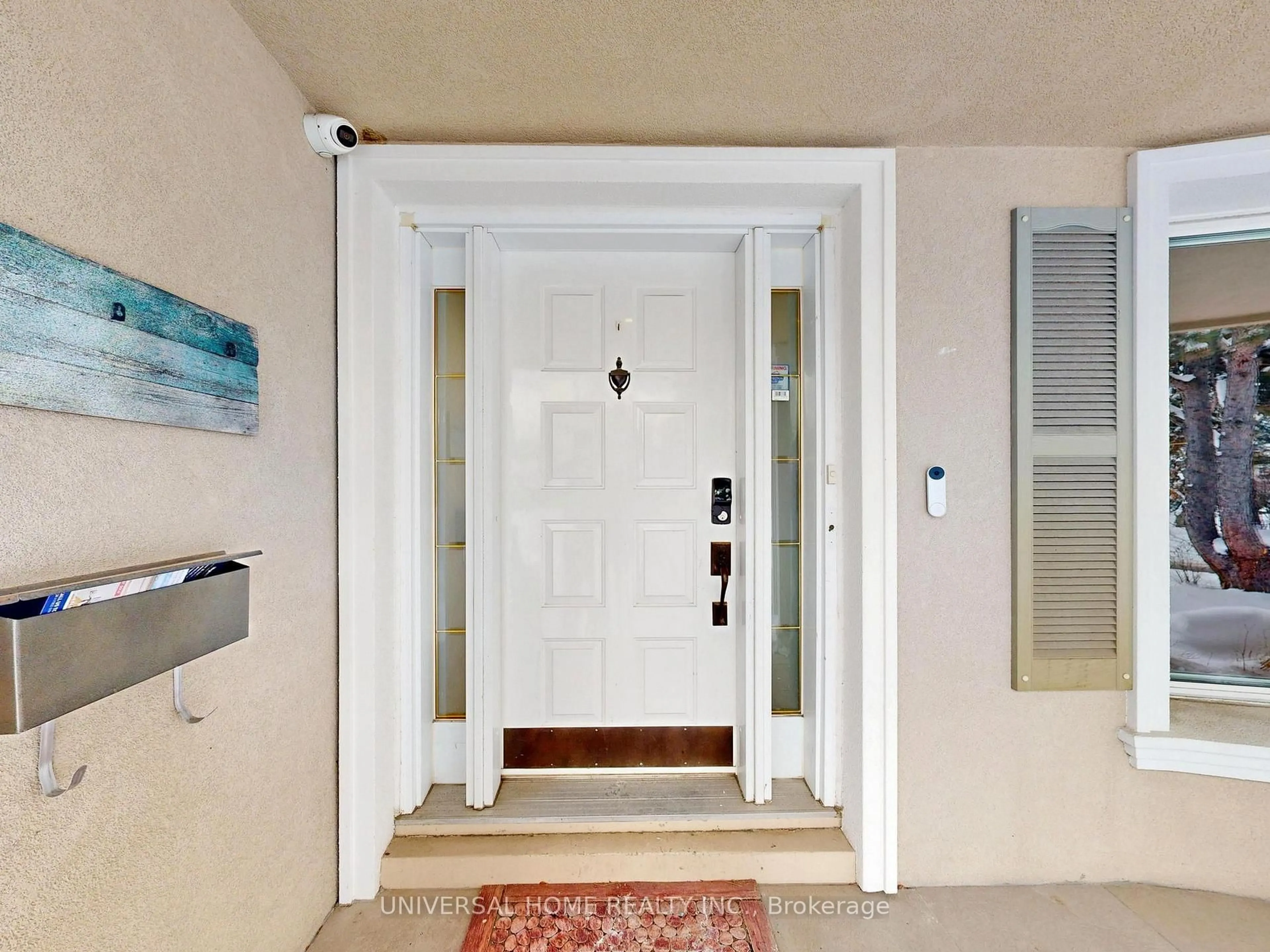 Indoor entryway for 1 Heathview Ave, Toronto Ontario M2K 2B9