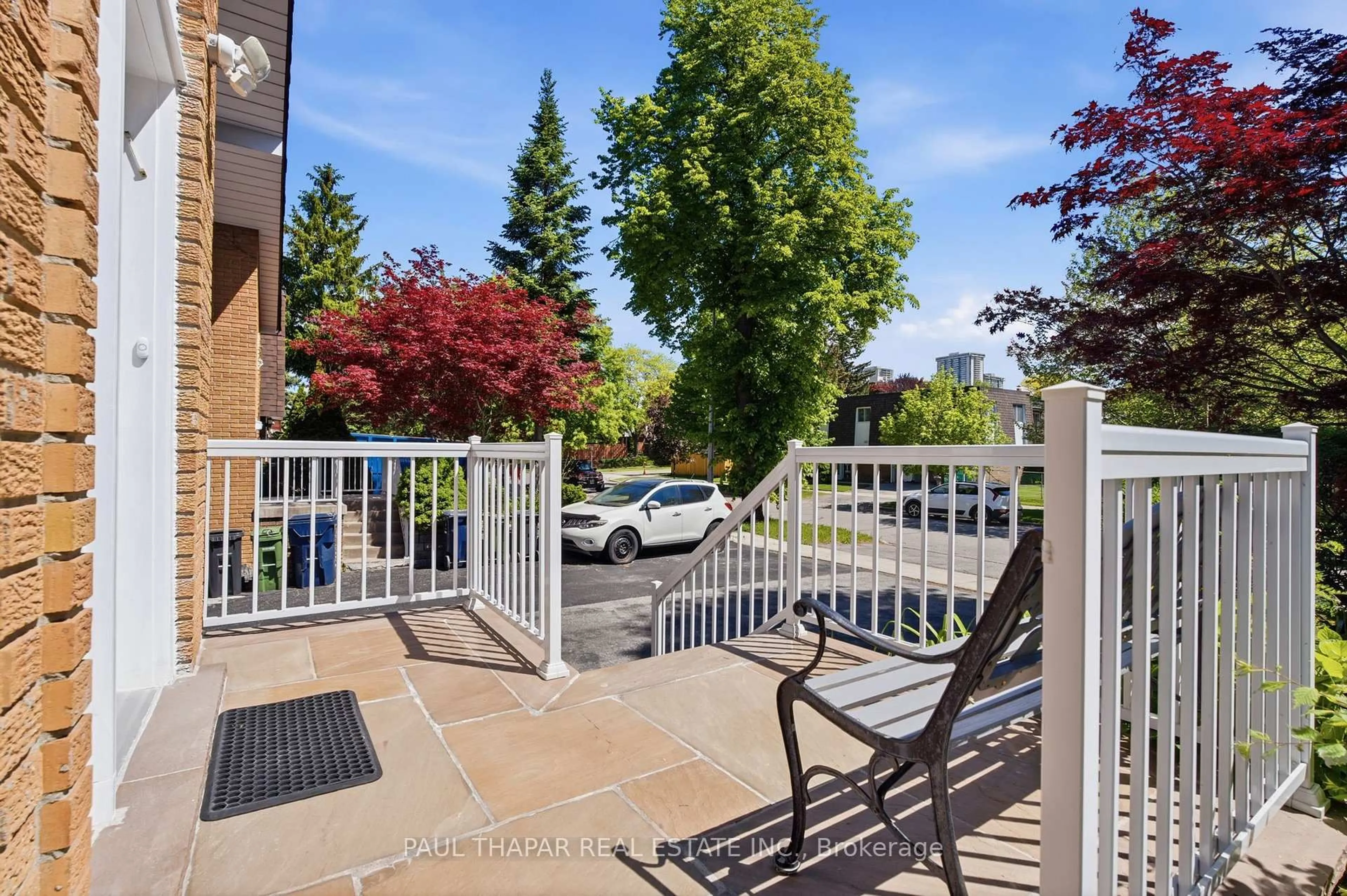 Patio, street for 147 Silas Hill Dr, Toronto Ontario M2J 2X8