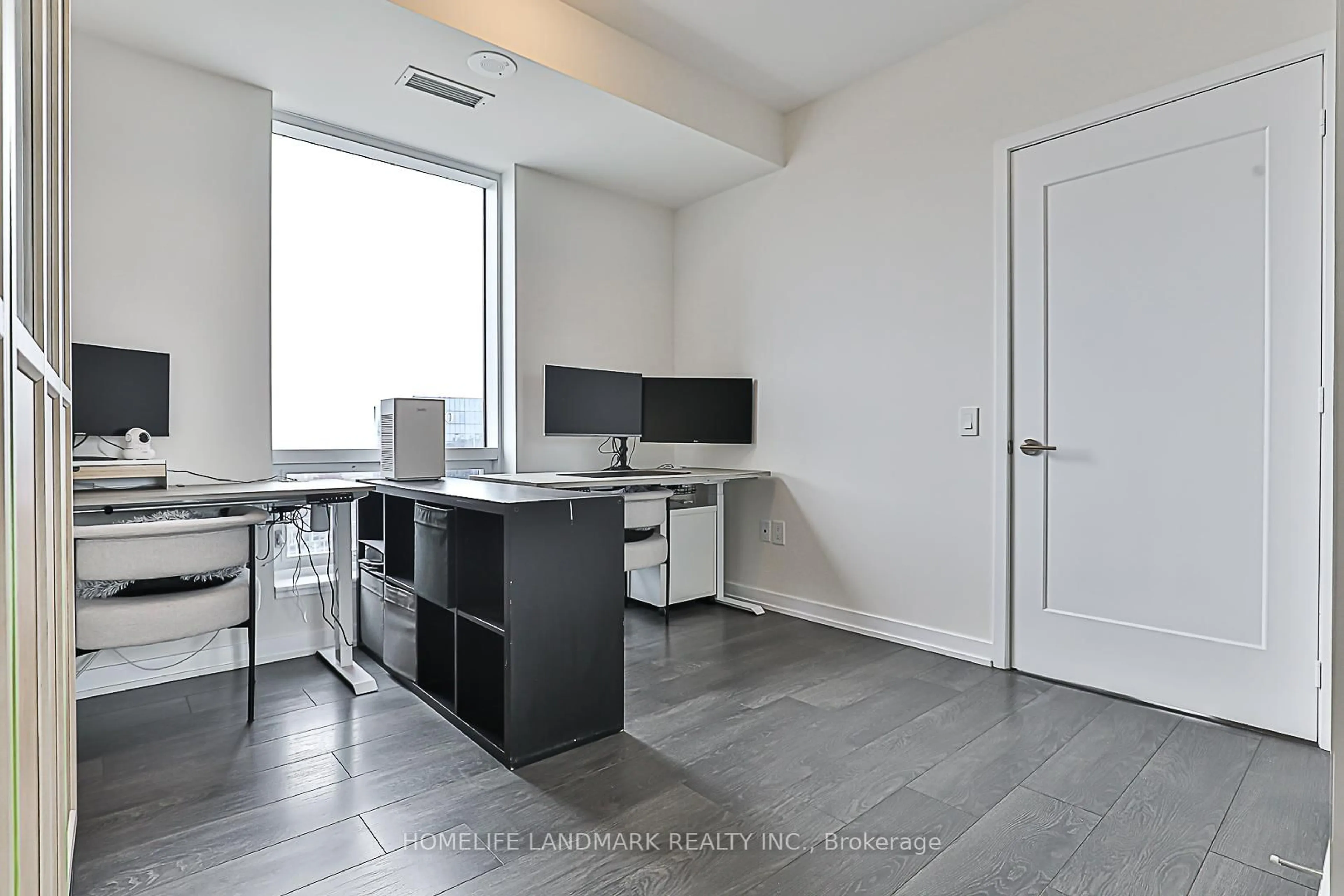 A pic of a room for 28 Freeland St #3309, Toronto Ontario M2J 1M6