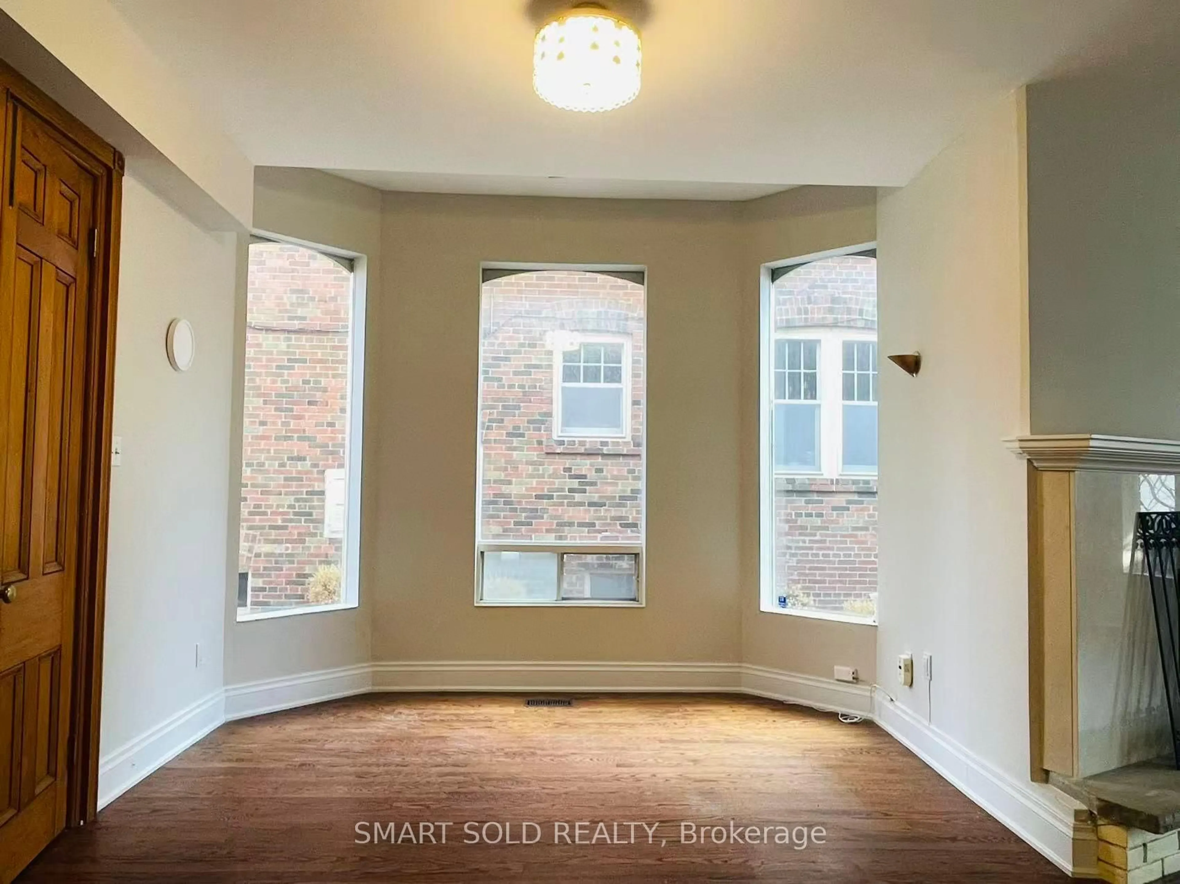 A pic of a room for 42 Amelia St, Toronto Ontario M4X 1E1