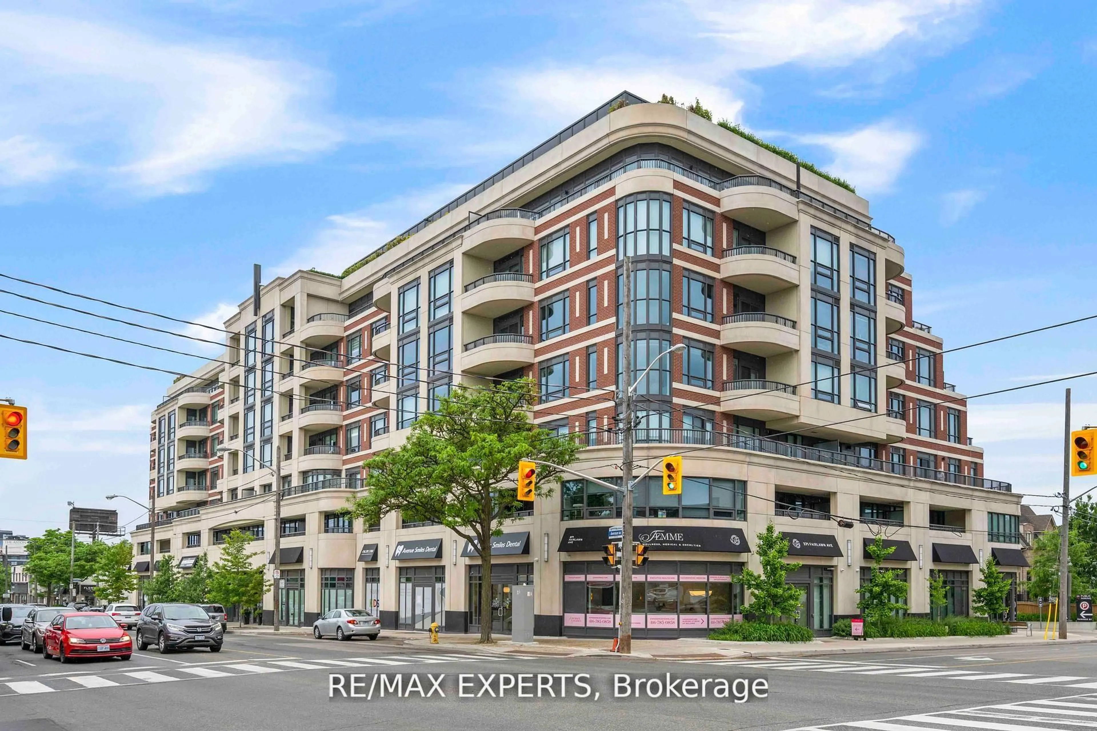 Unknown for 1700 Avenue Rd #702, Toronto Ontario M5M 3Y4