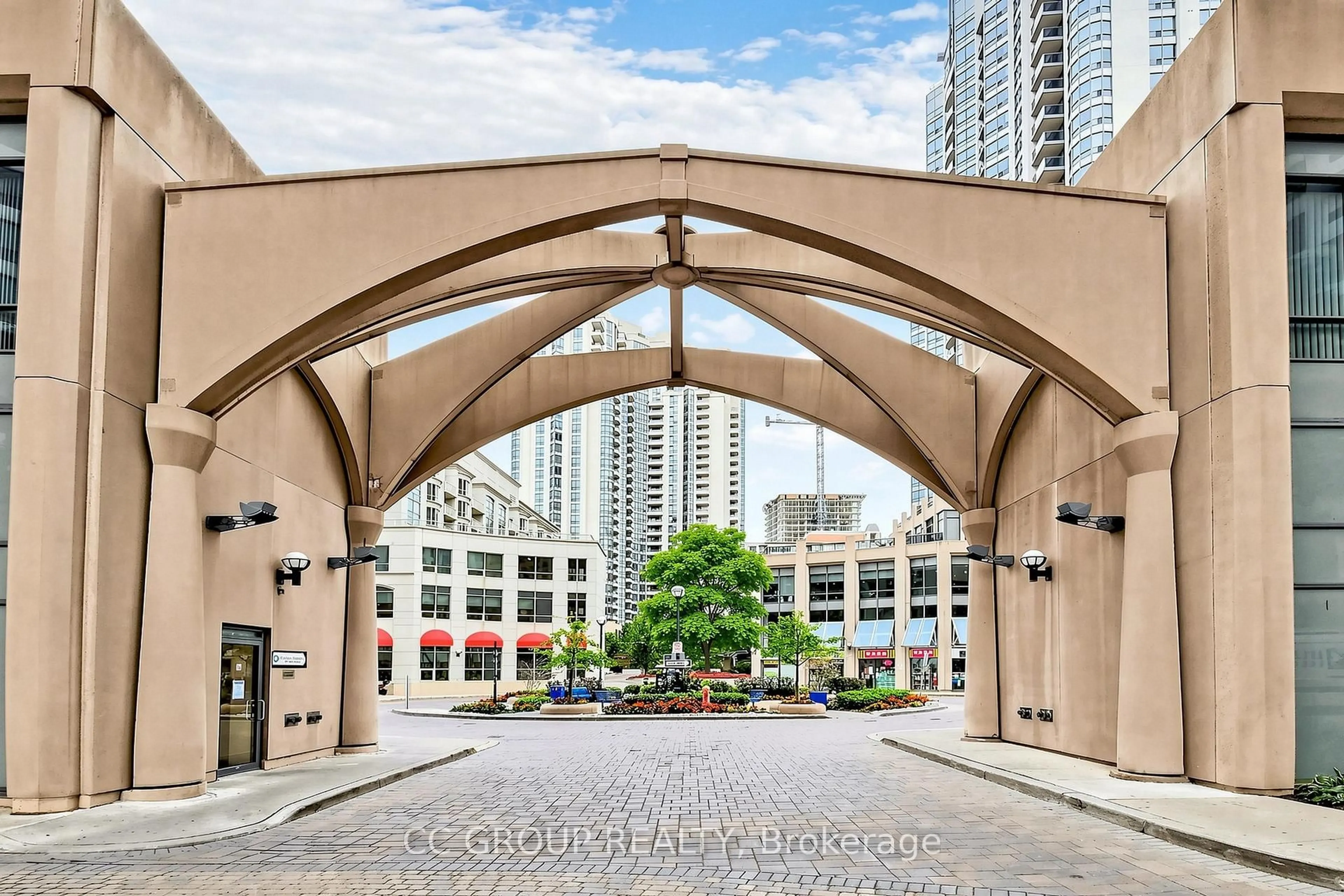 Indoor foyer for 15 Northtown Way #PH2616, Toronto Ontario M2N 7A2