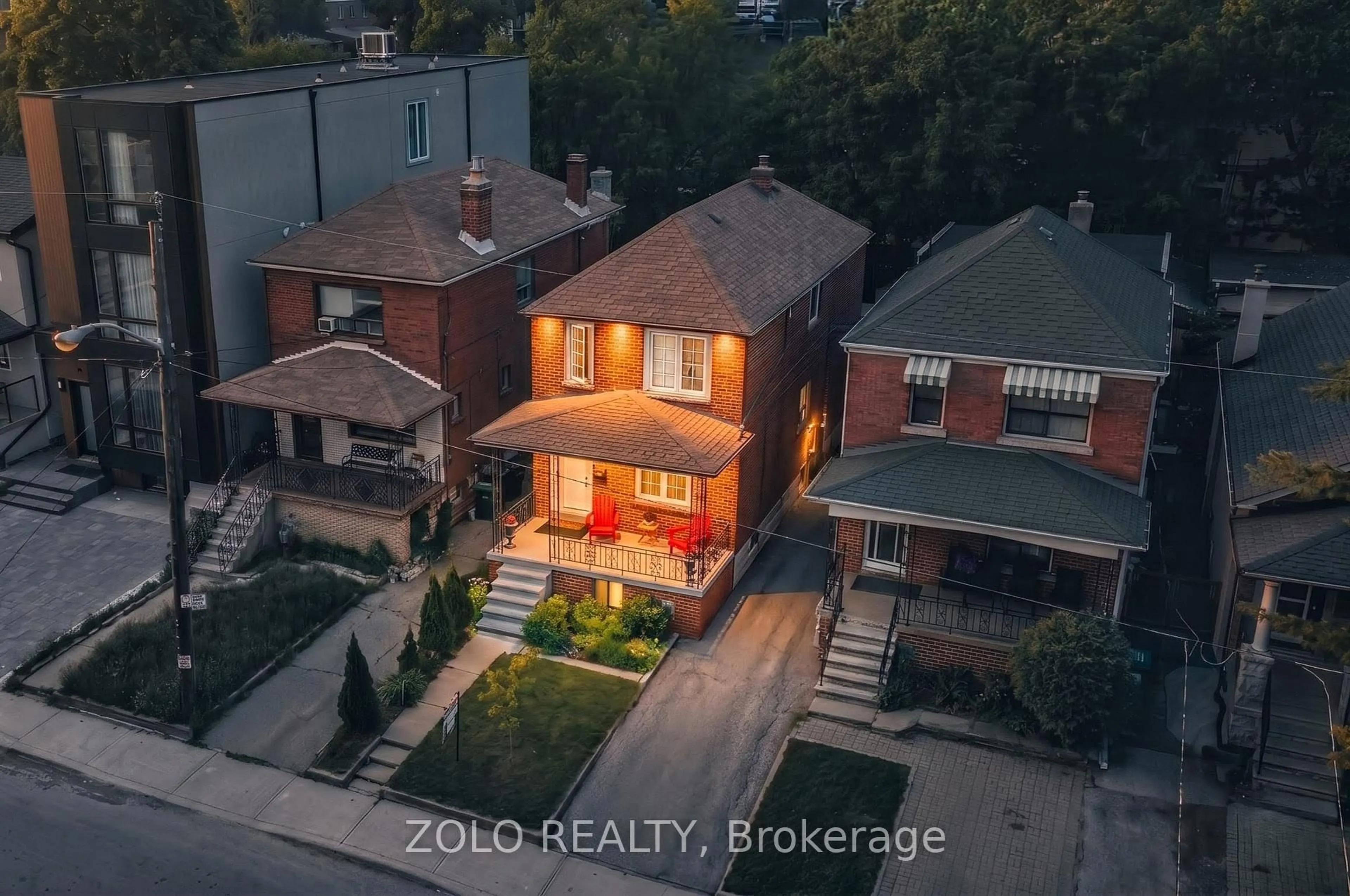 A pic from outside/outdoor area/front of a property/back of a property/a pic from drone, city buildings view from balcony for 163 Cedric Ave, Toronto Ontario M6C 3X7