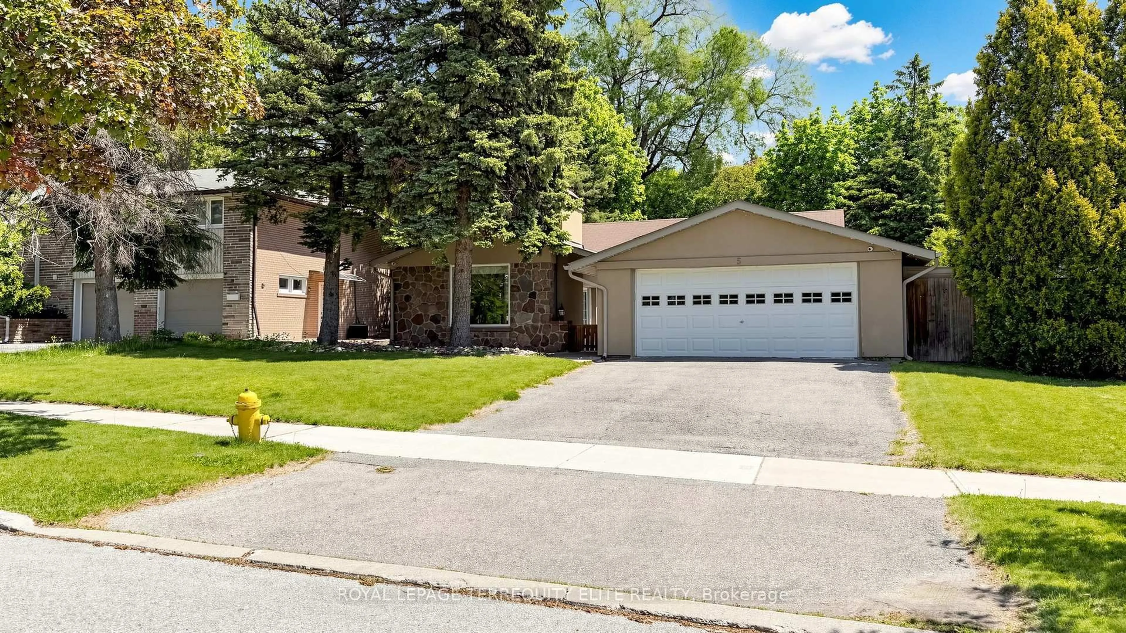 Home with brick exterior material, street for 5 Valentine Dr, Toronto Ontario M3A 3J5