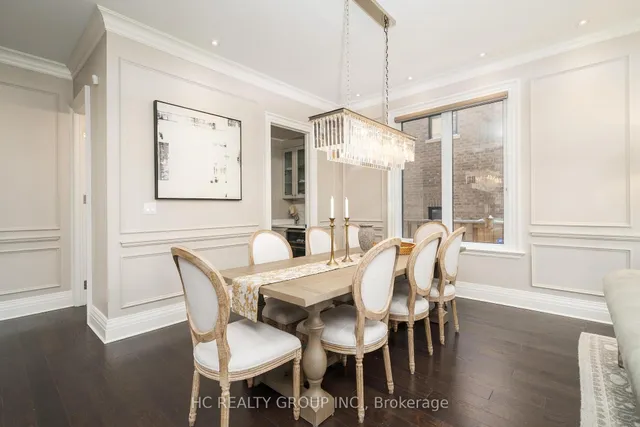 11 Chipstead Rd, Toronto 4