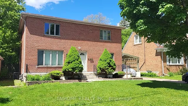 12 Vonda Ave, Toronto 4