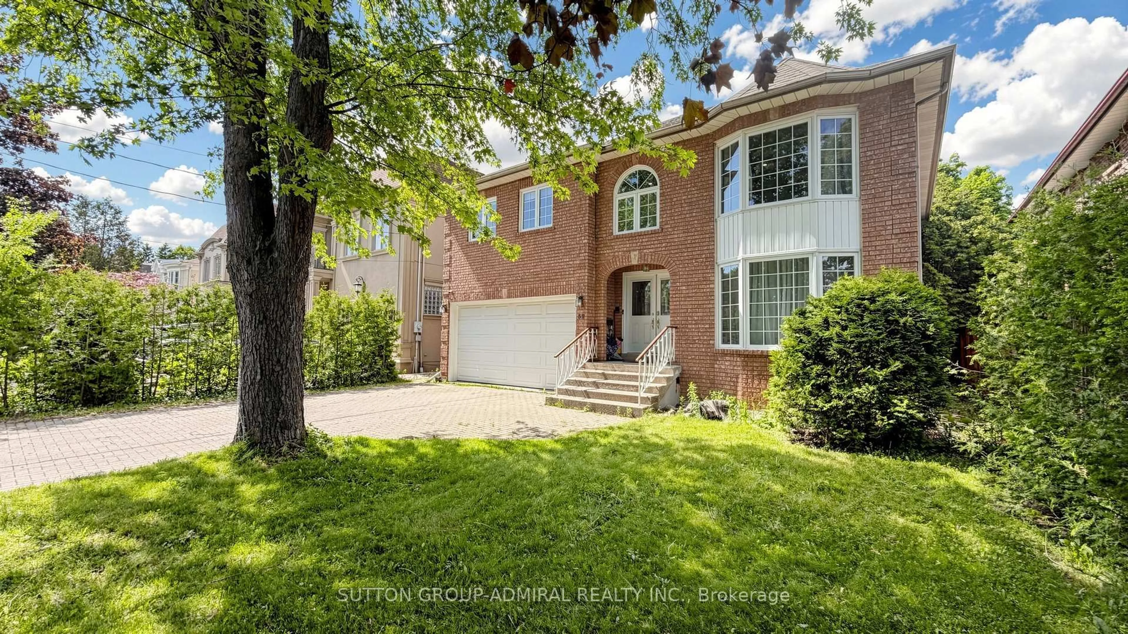 Home with brick exterior material, street for 32 Northwood Dr, Toronto Ontario M2M 2J8