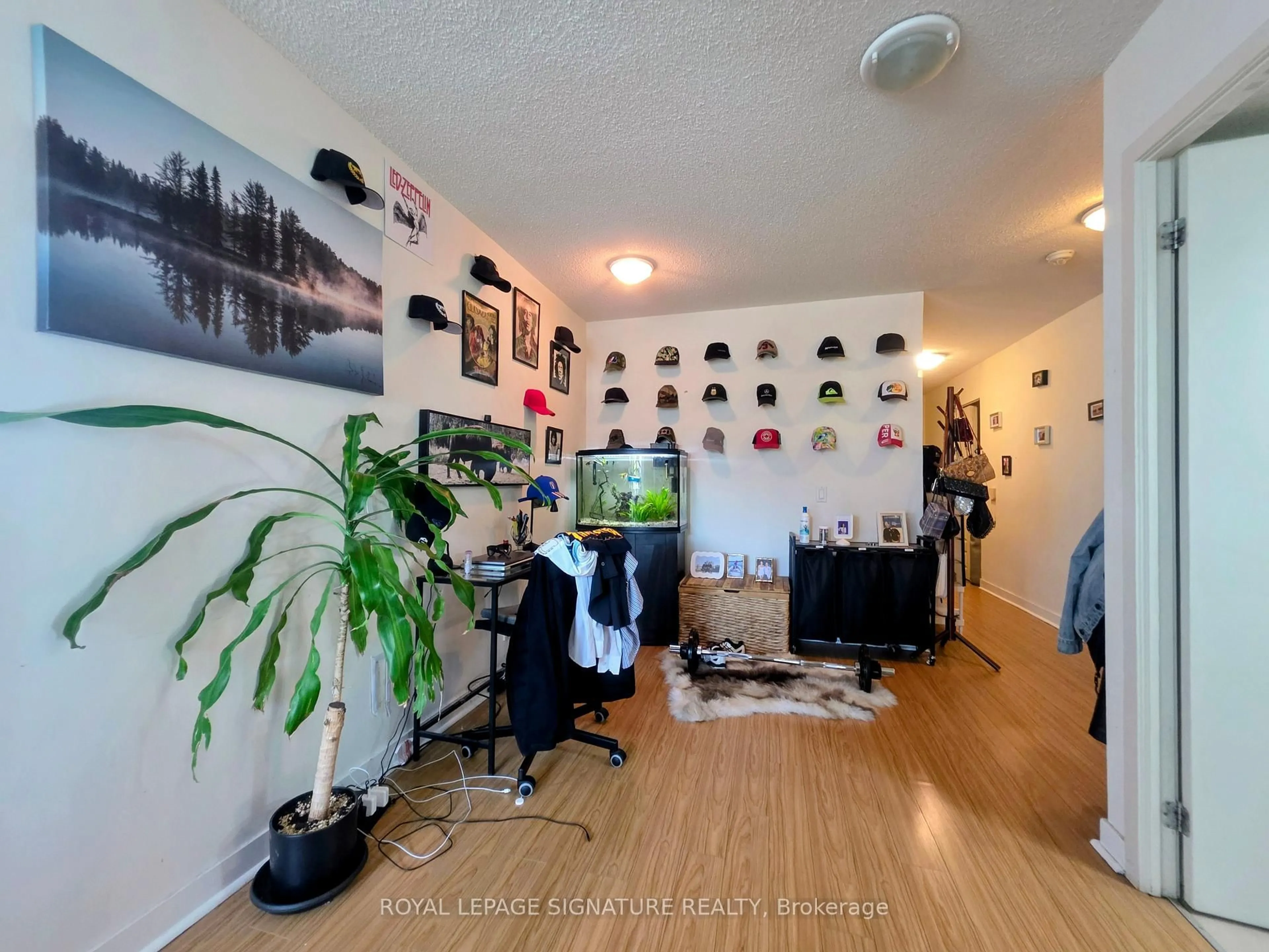 A pic of a room for 373 Front St #1703, Toronto Ontario M5V 3R7