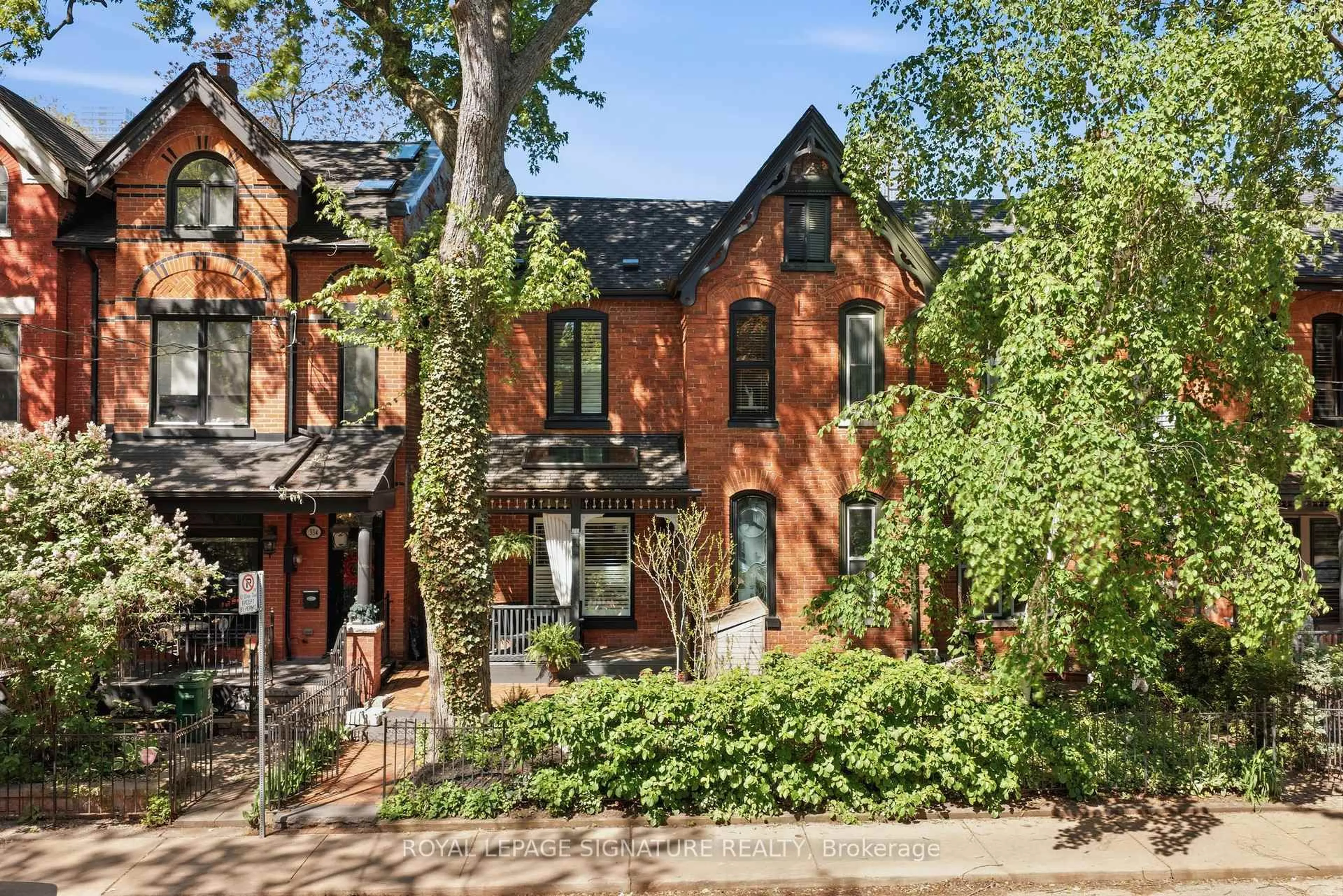 Home with brick exterior material, street for 336 Ontario St, Toronto Ontario M5A 2V7