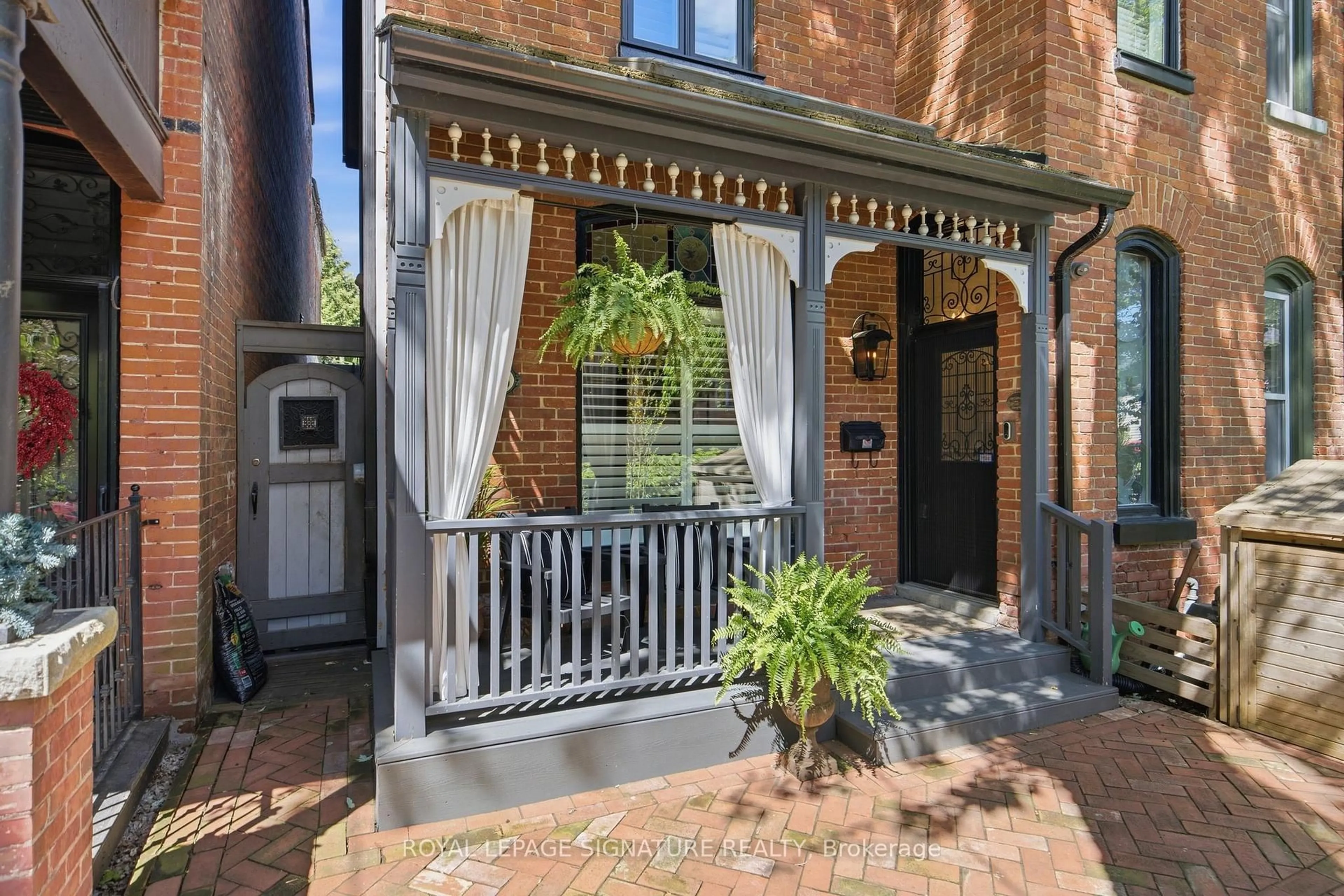 Home with brick exterior material, street for 336 Ontario St, Toronto Ontario M5A 2V7