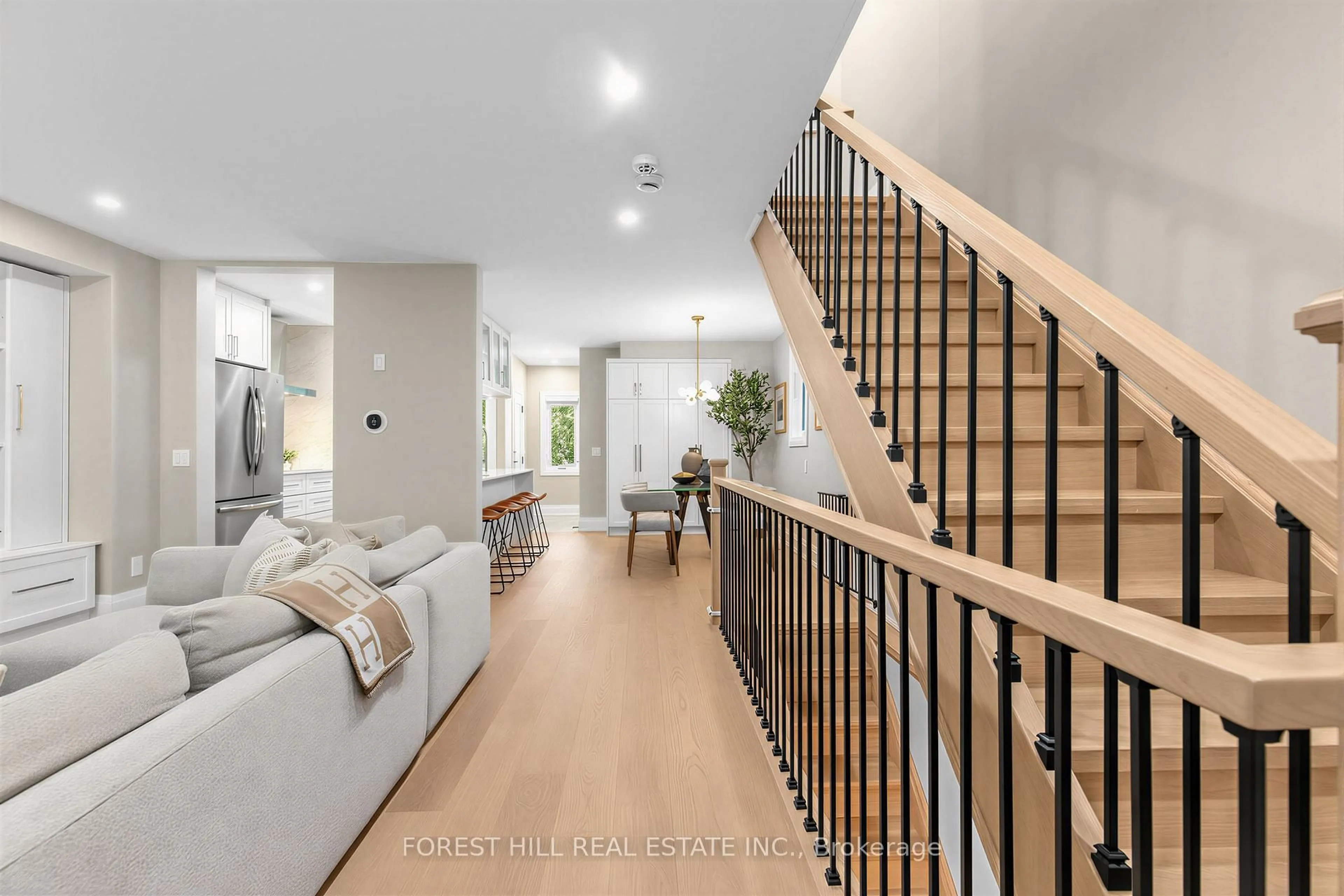 Stairs for 35 Park Hill Rd, Toronto Ontario M6C 3M8
