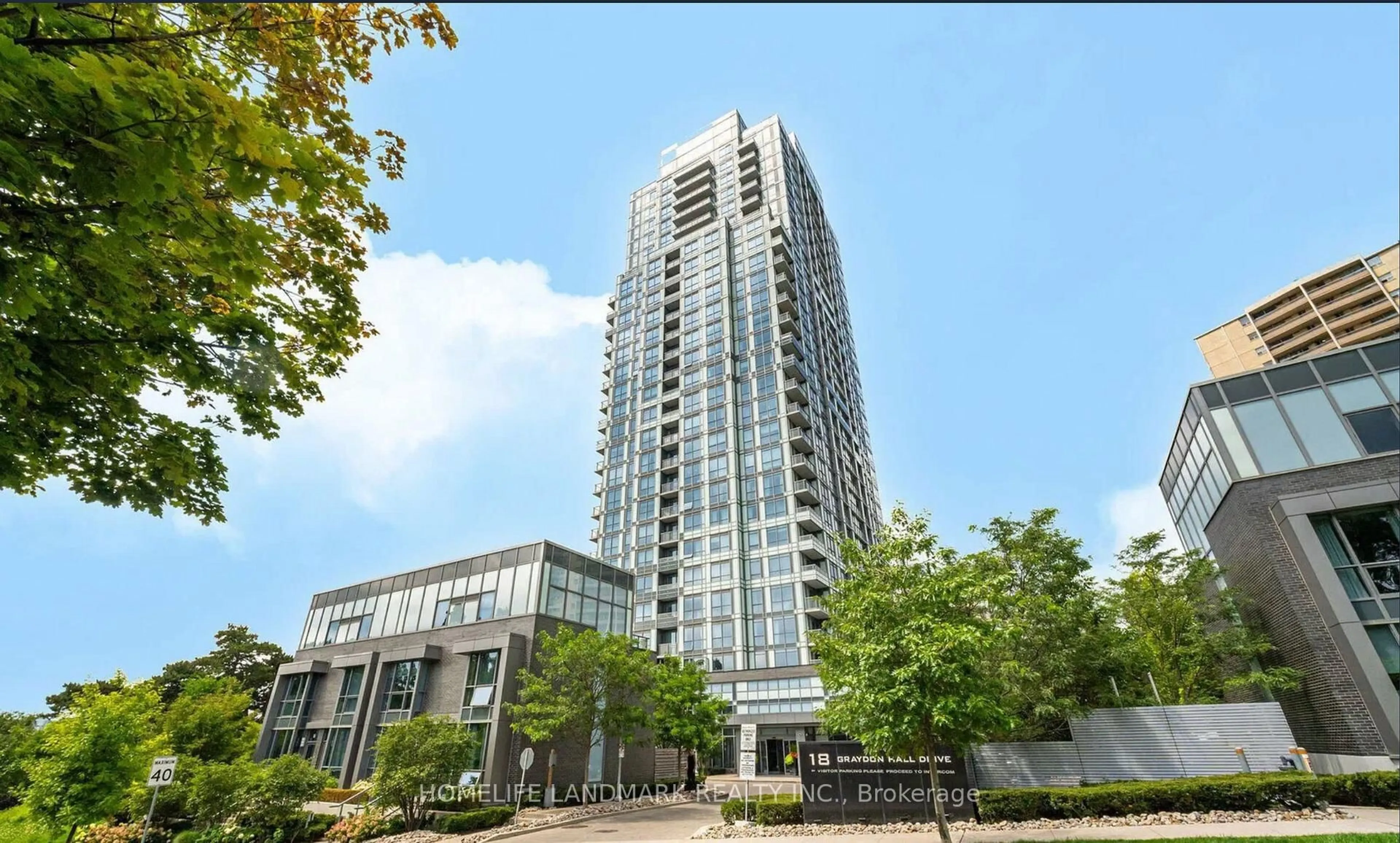 Indoor foyer for 18 Graydon Hall Dr #1903, Toronto Ontario M3A 0A4