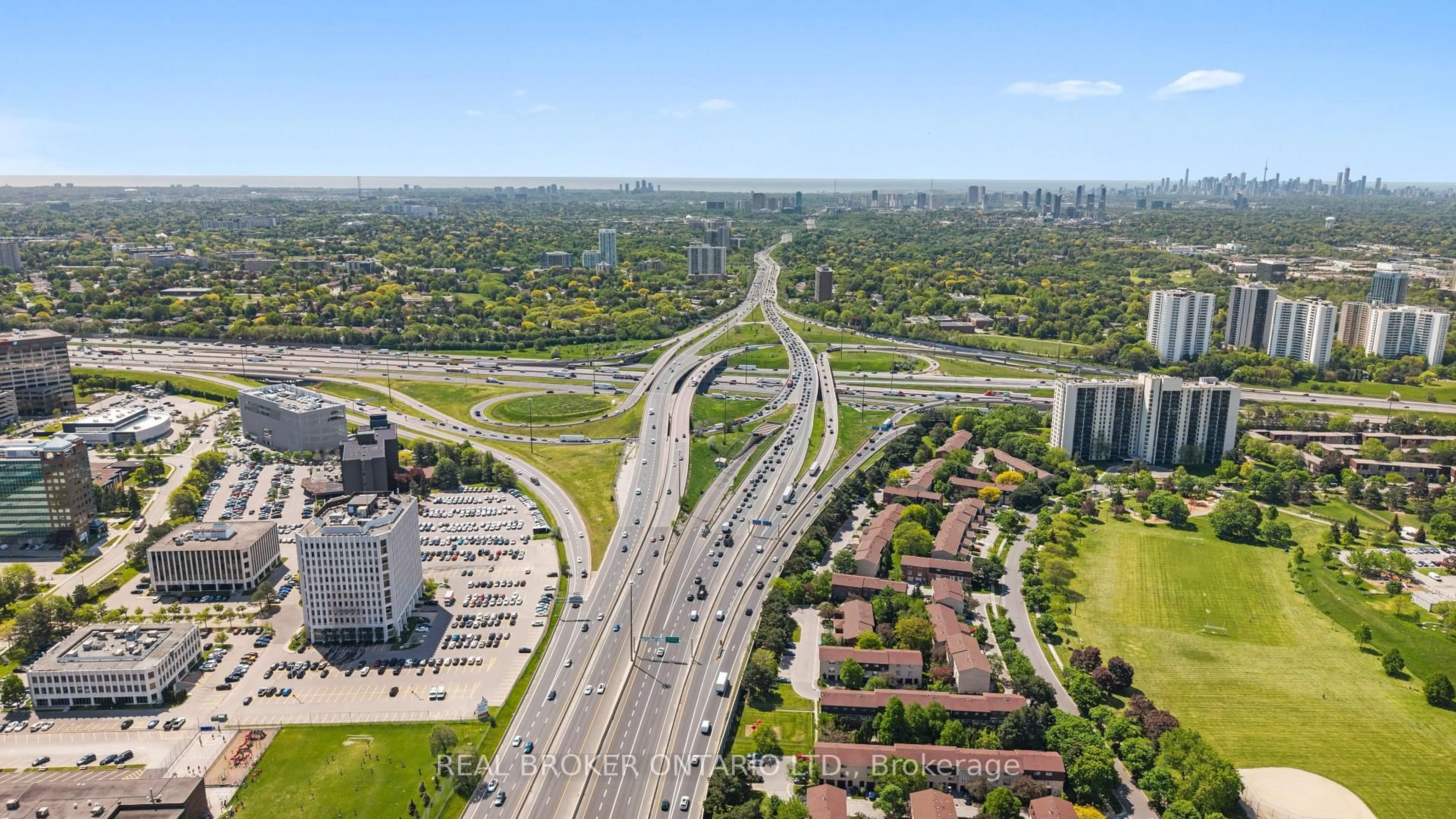A pic from outside/outdoor area/front of a property/back of a property/a pic from drone, city buildings view from balcony for 2015 Sheppard Ave #3010, Toronto Ontario M2J 0B3