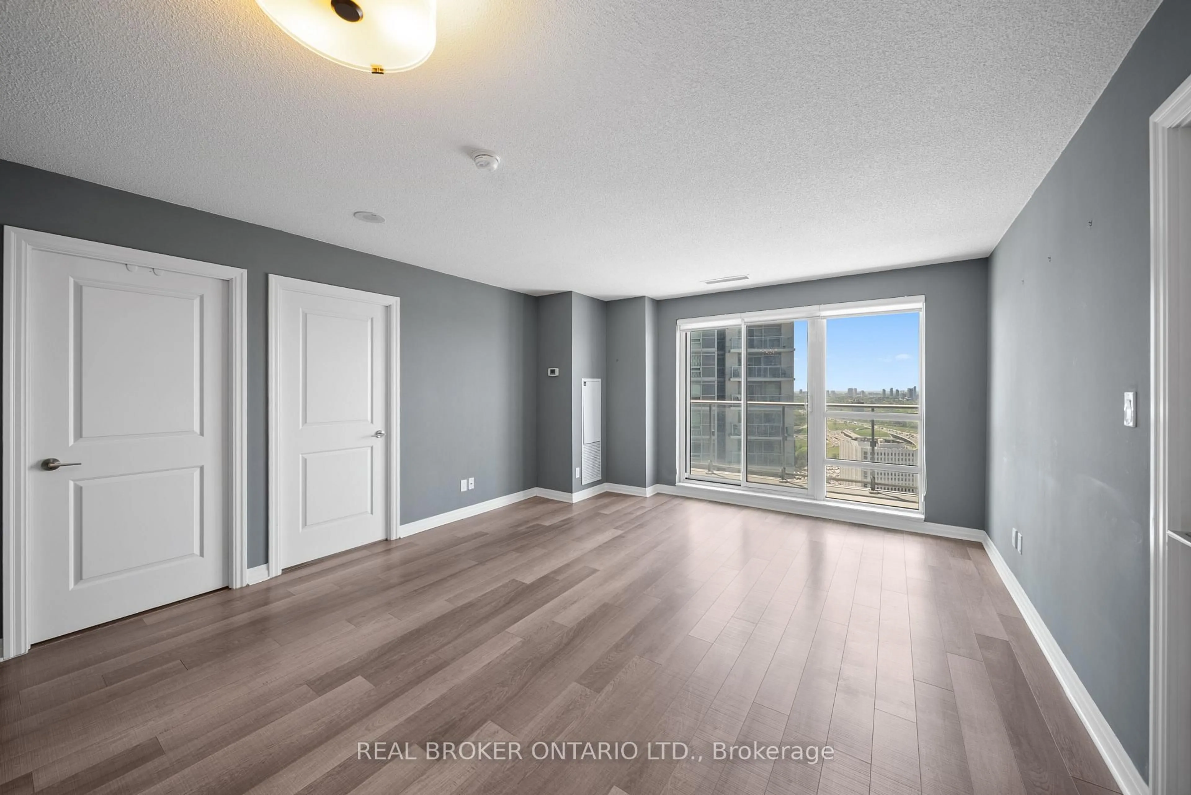 A pic of a room for 2015 Sheppard Ave #3010, Toronto Ontario M2J 0B3