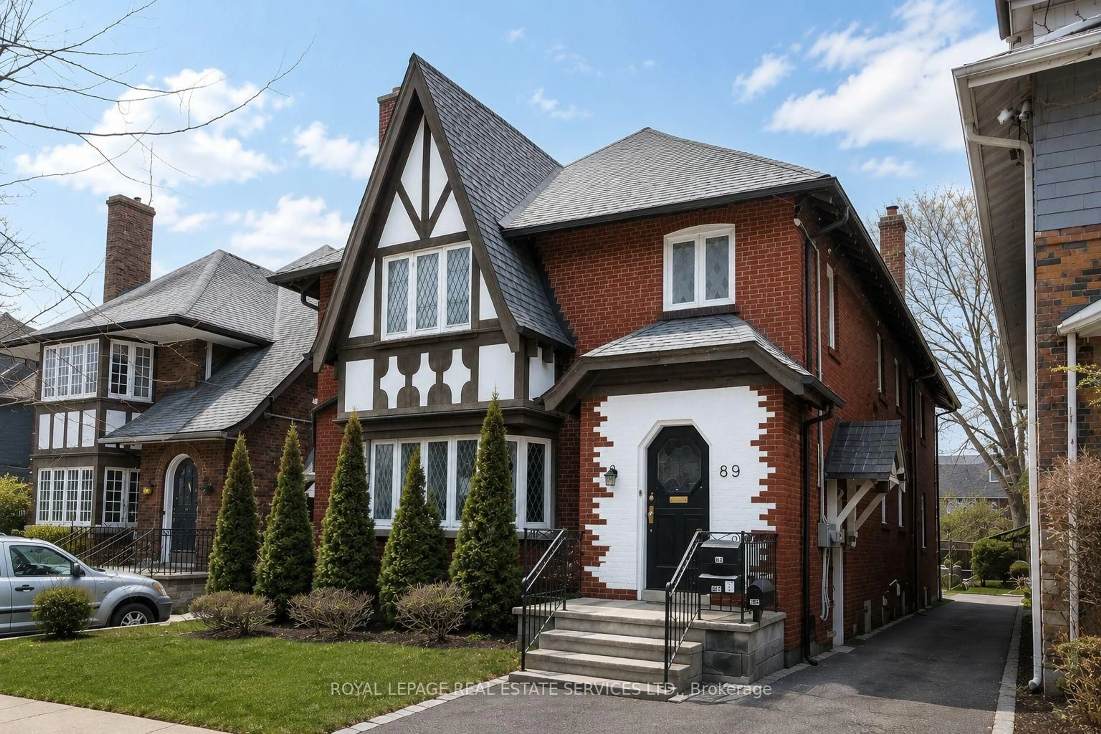 Home with brick exterior material, street for 89 Oriole Pkwy, Toronto Ontario M5P 2G7