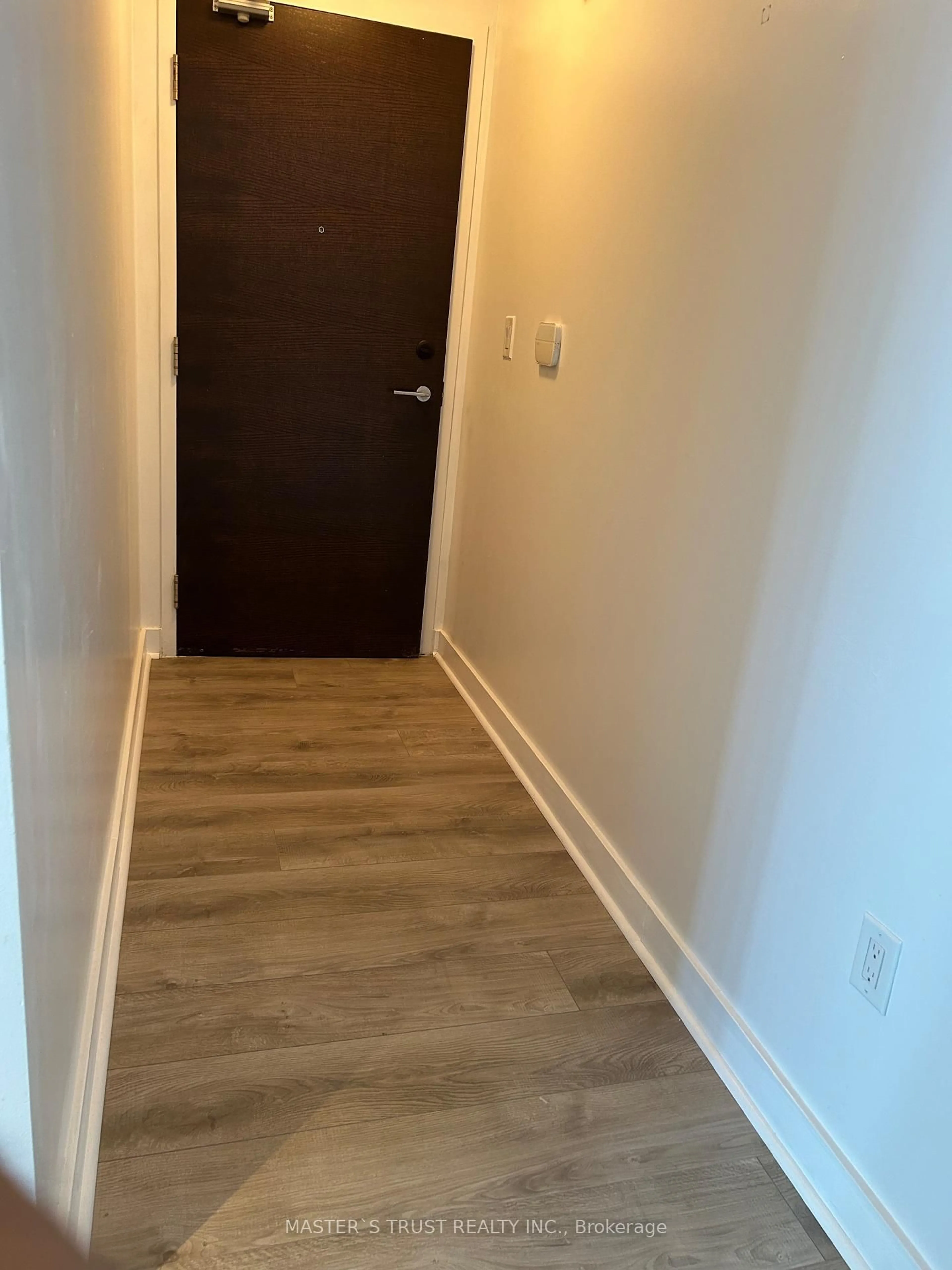A pic of a room for 21 ICE BOAT Terr #4202, Toronto Ontario M5V 4A9