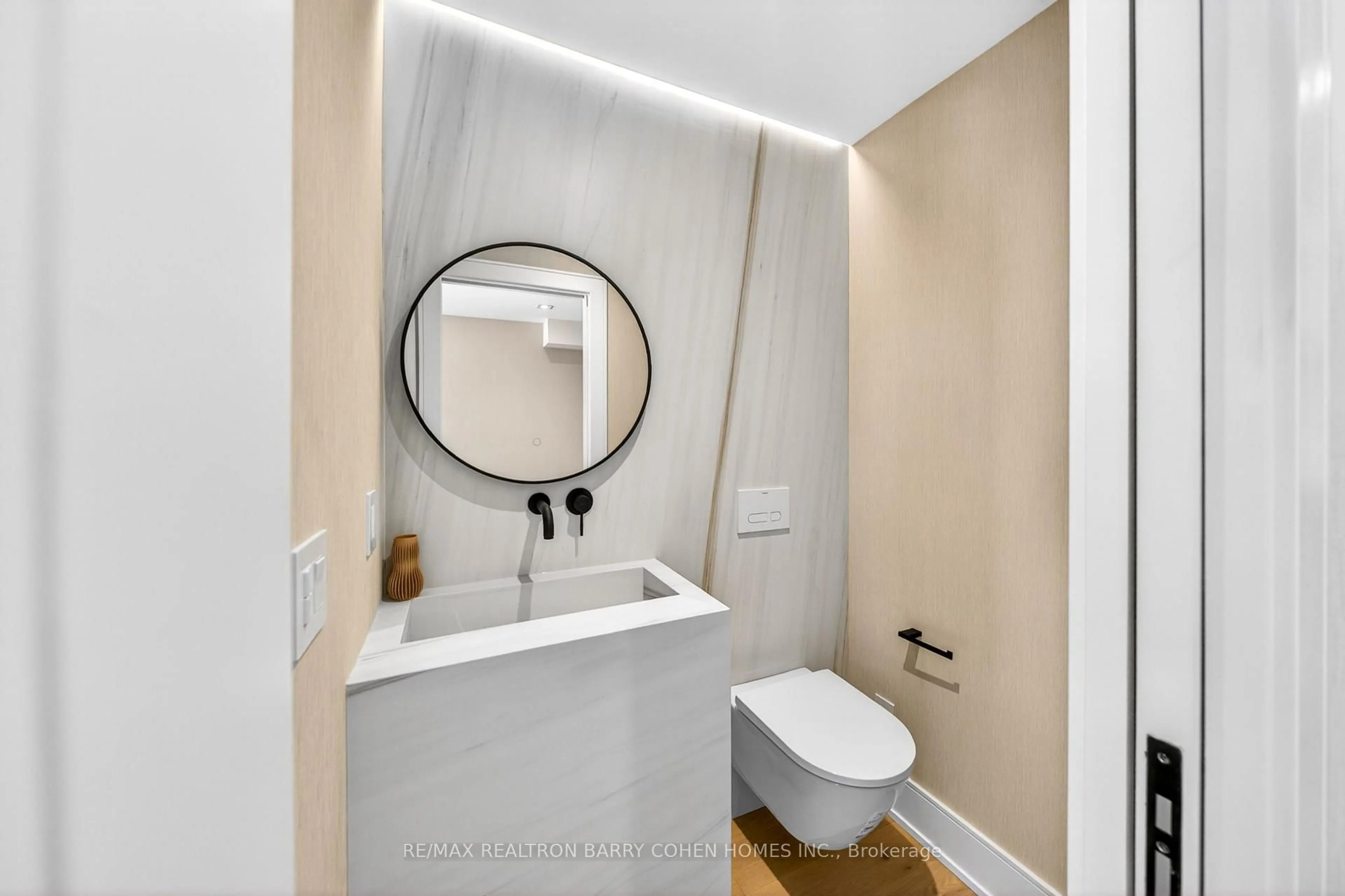 Contemporary bathroom, ceramic/tile floor for 110 Banff Rd, Toronto Ontario M4P 2P5