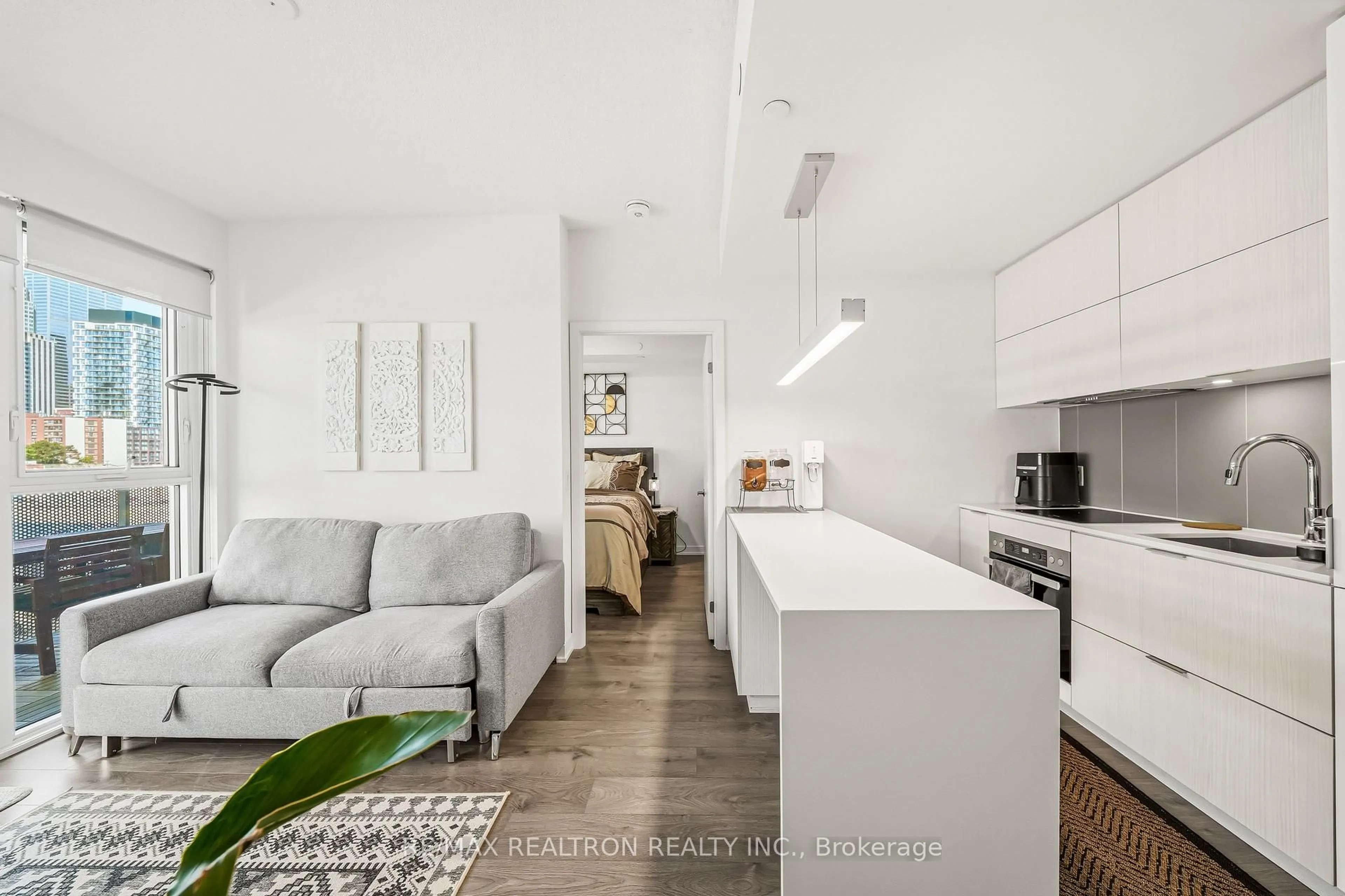 Open concept kitchen, unknown for 20 Richardson St #416, Toronto Ontario M5A 0S6