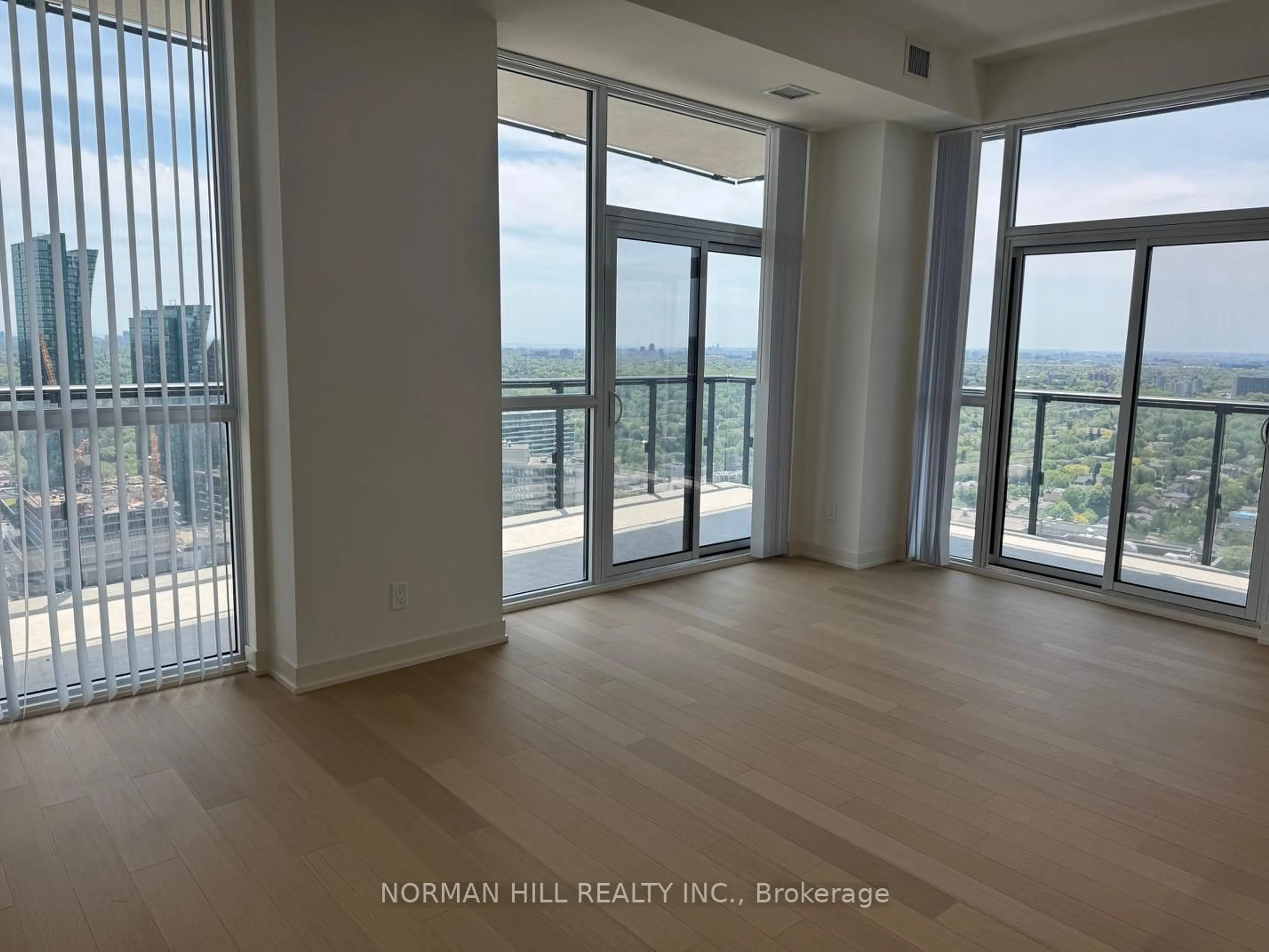 A pic of a room for 4955 Yonge St #PH508, Toronto Ontario M2N 0L8