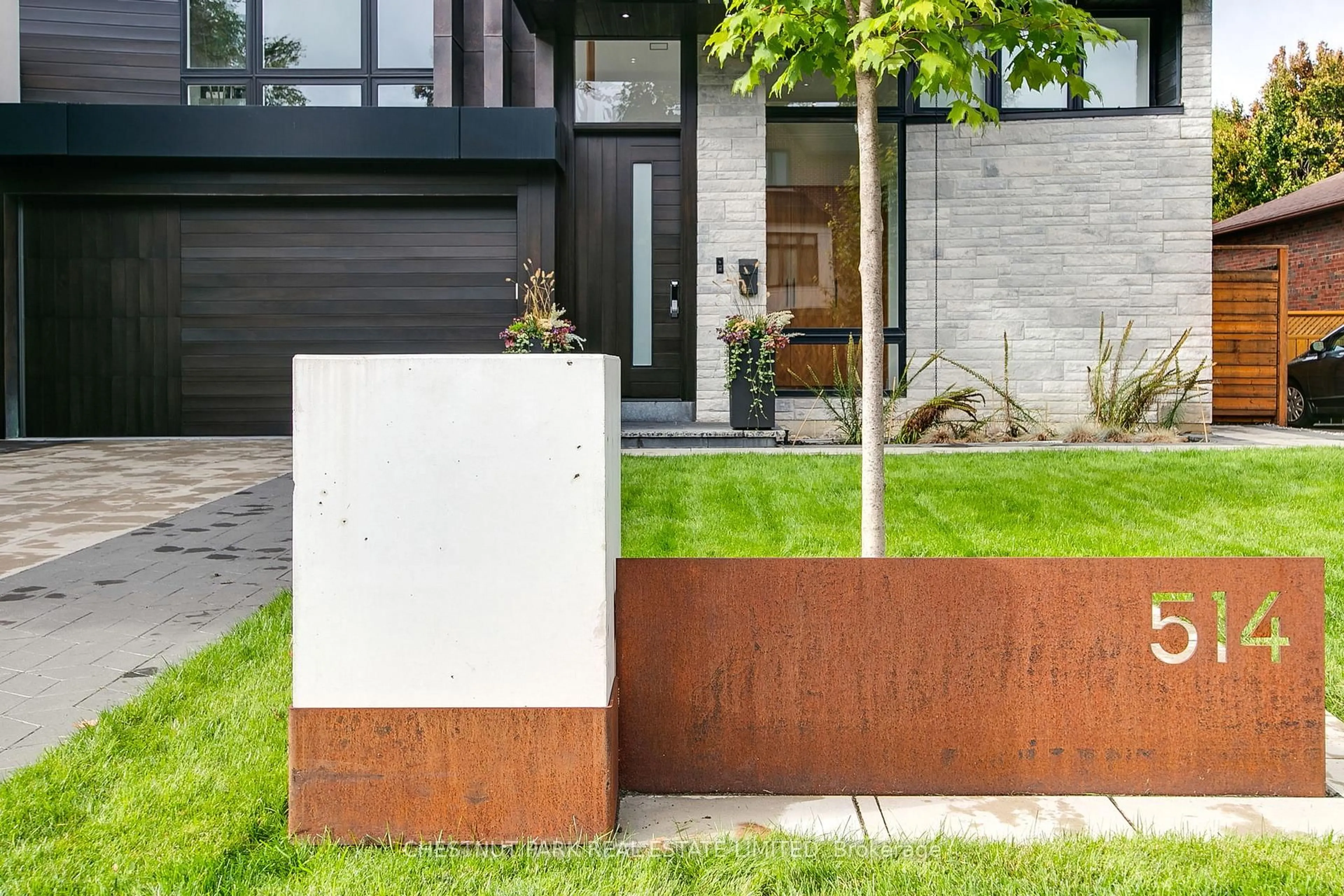 Home with brick exterior material, street for 514 Douglas Ave, Toronto Ontario M5M 1H5