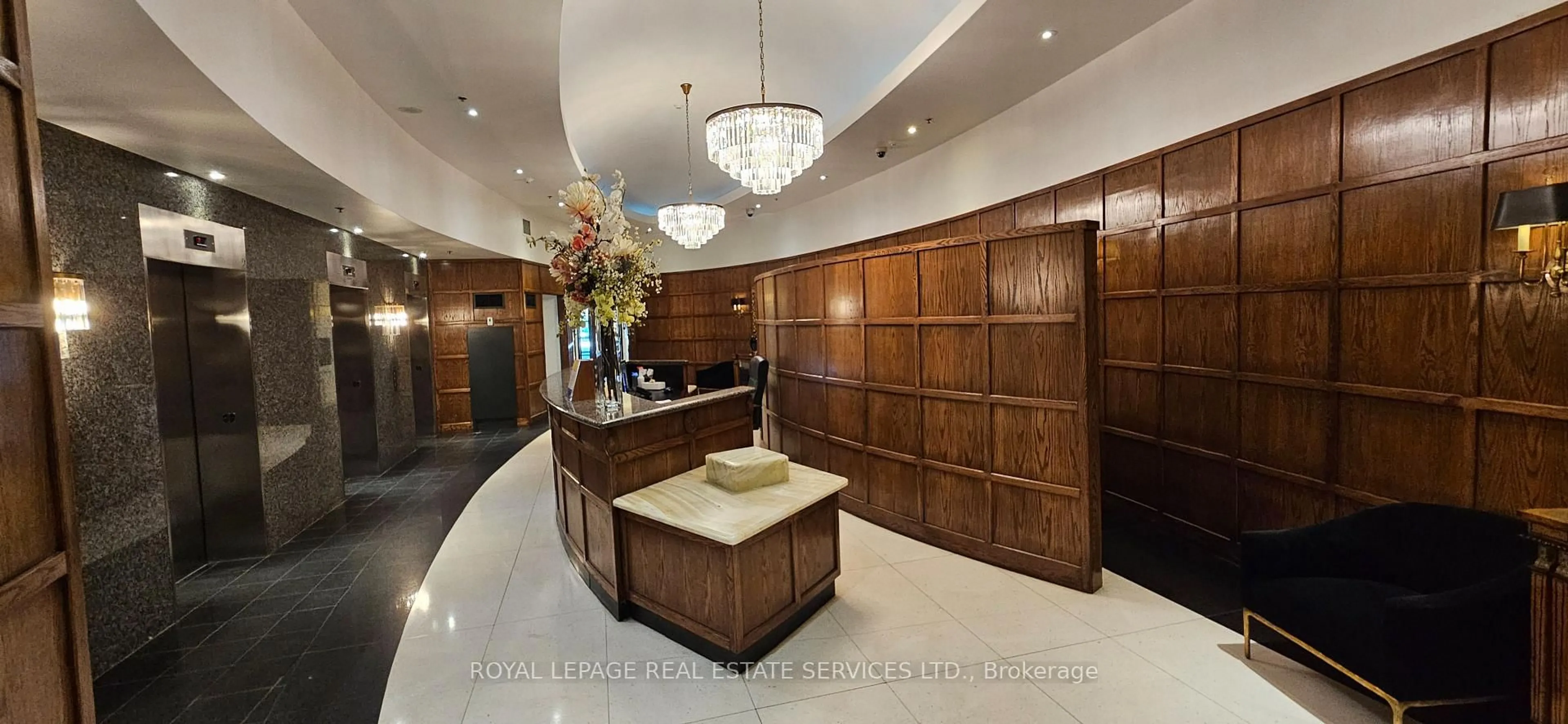 Lobby for 102 Bloor St #306, Toronto Ontario M5S 1M8