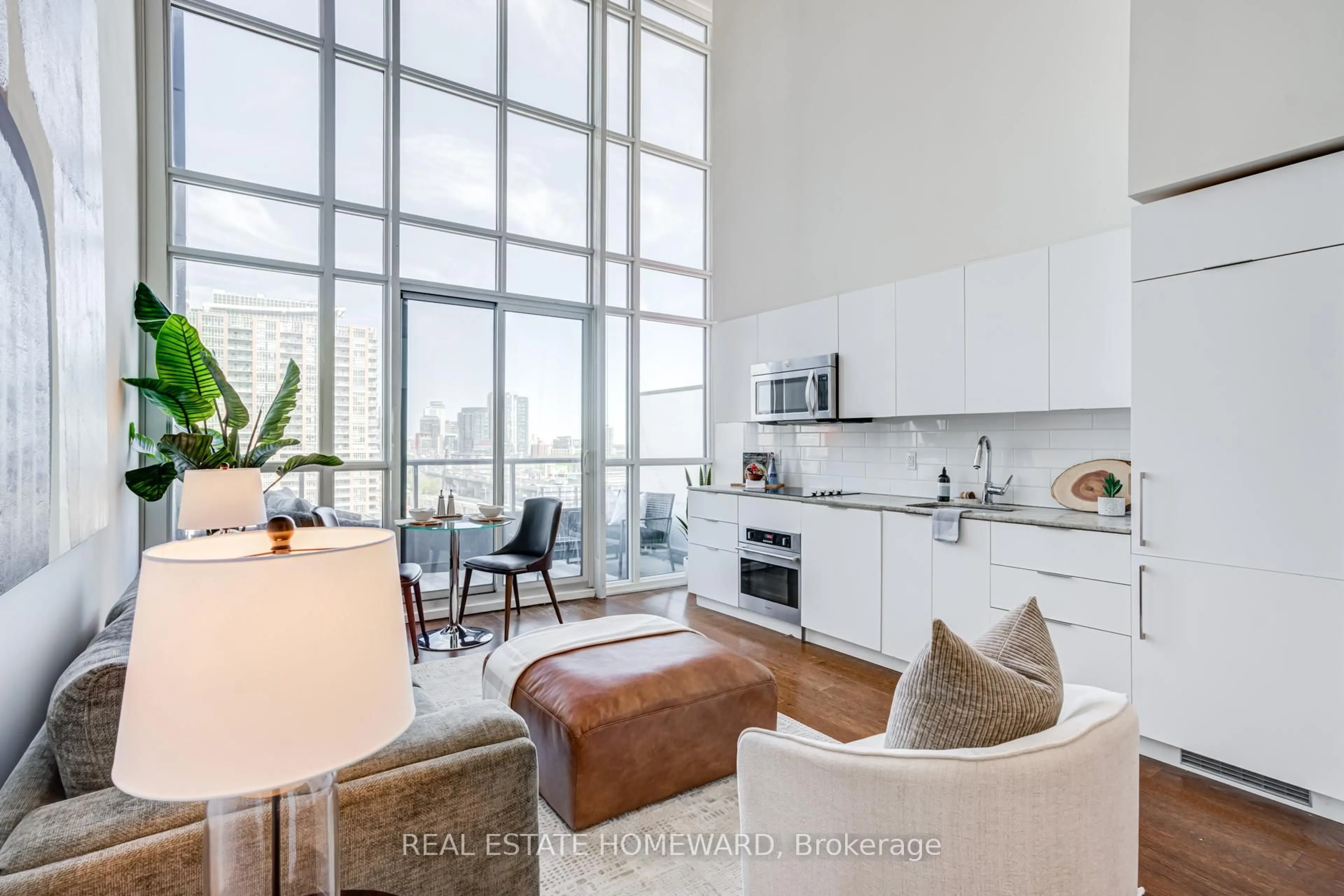 Open concept kitchen, unknown for 5 Hanna Ave #732, Toronto Ontario M6K 0B3