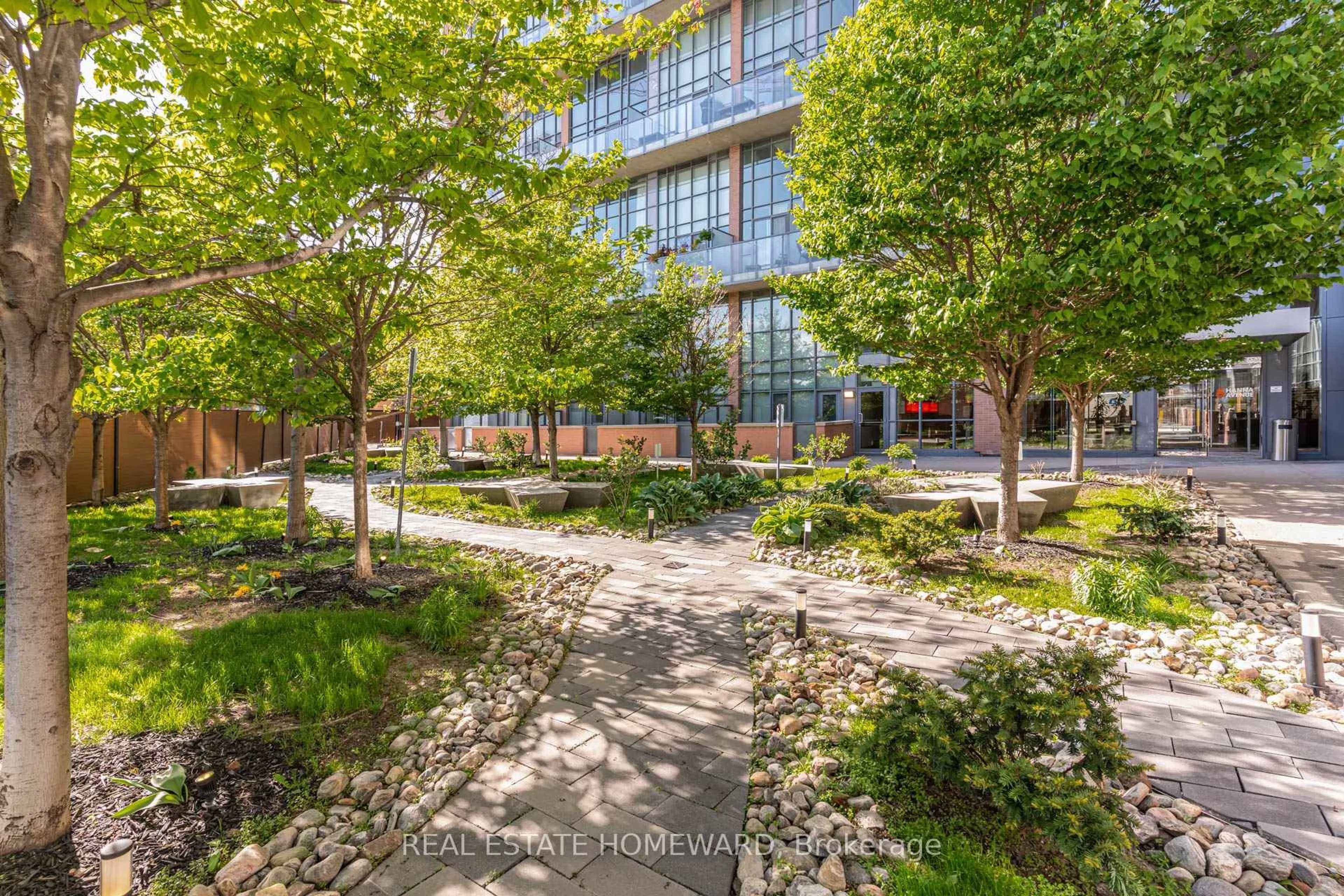 Unknown for 5 Hanna Ave #732, Toronto Ontario M6K 0B3