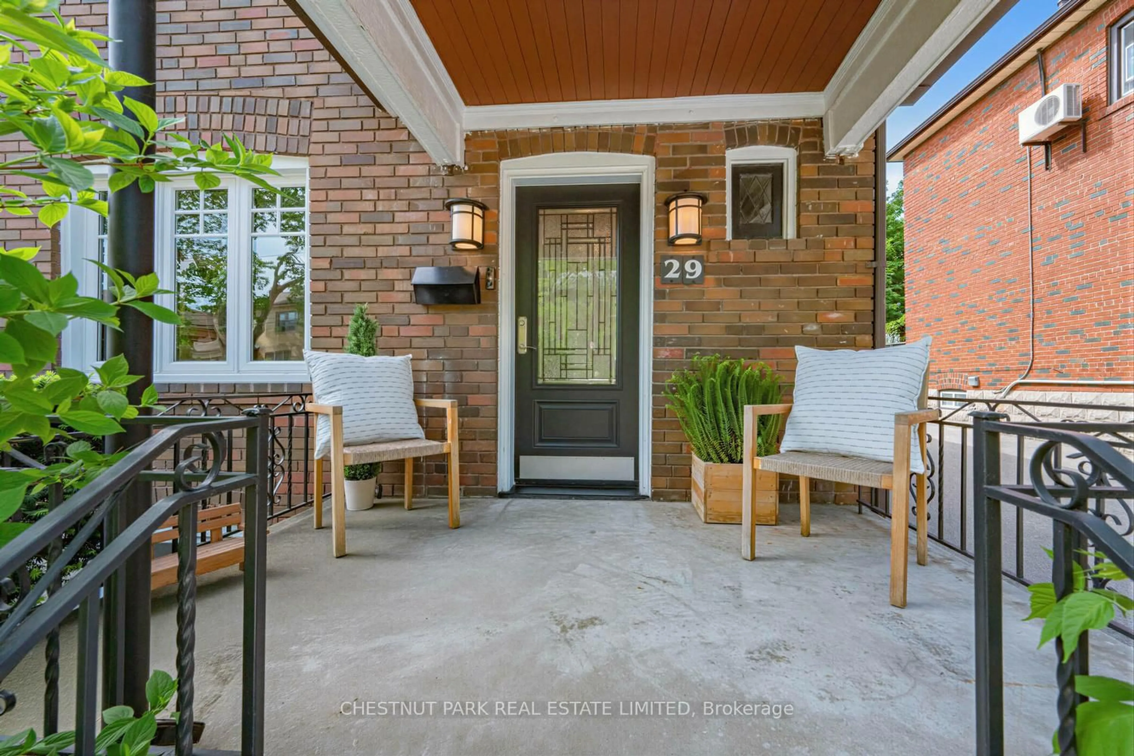Patio, street for 29 Elvina Gdns, Toronto Ontario M4P 1X7
