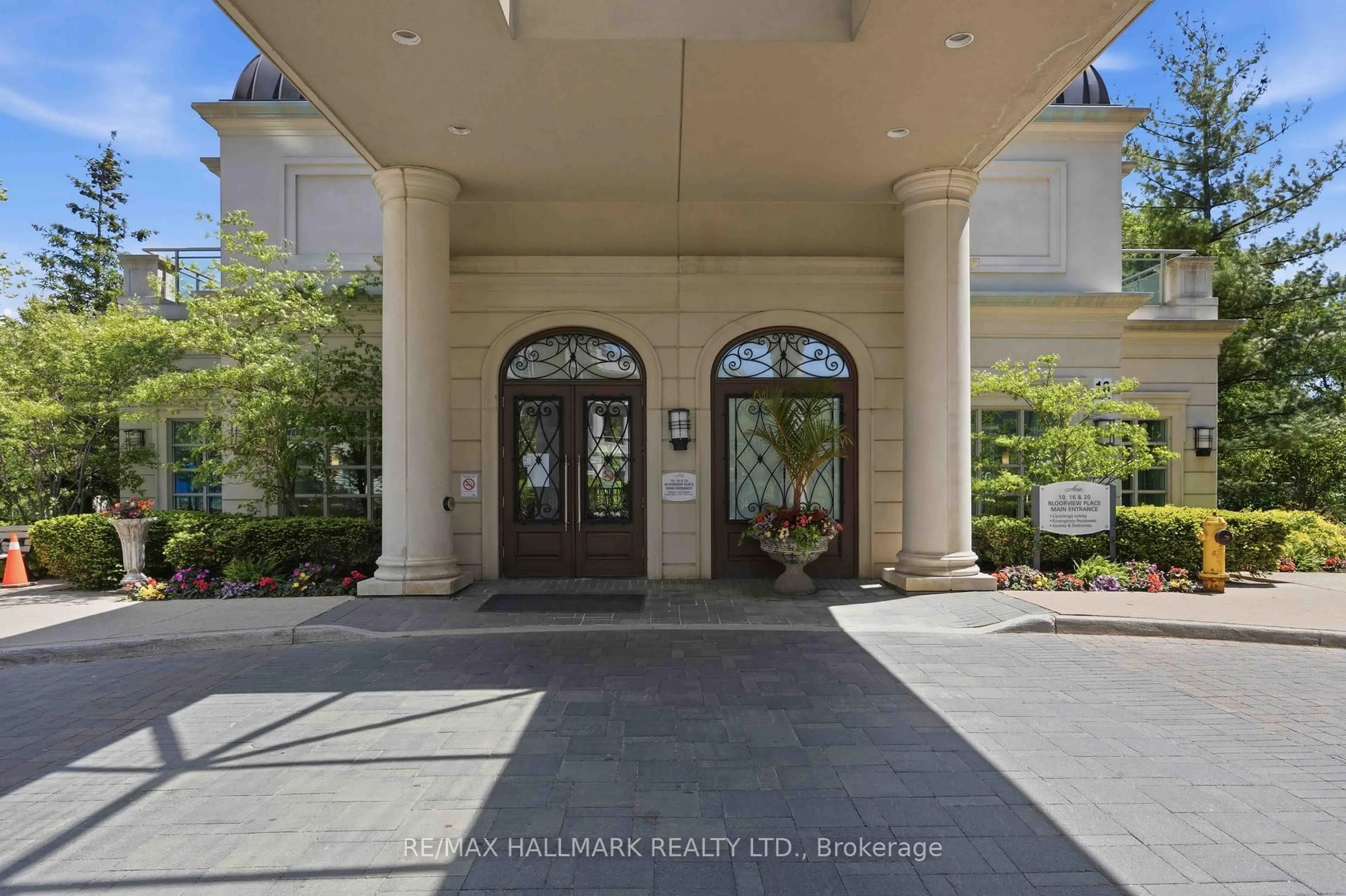 Indoor foyer for 10 Bloorview Pl #1807, Toronto Ontario M2J 0B1