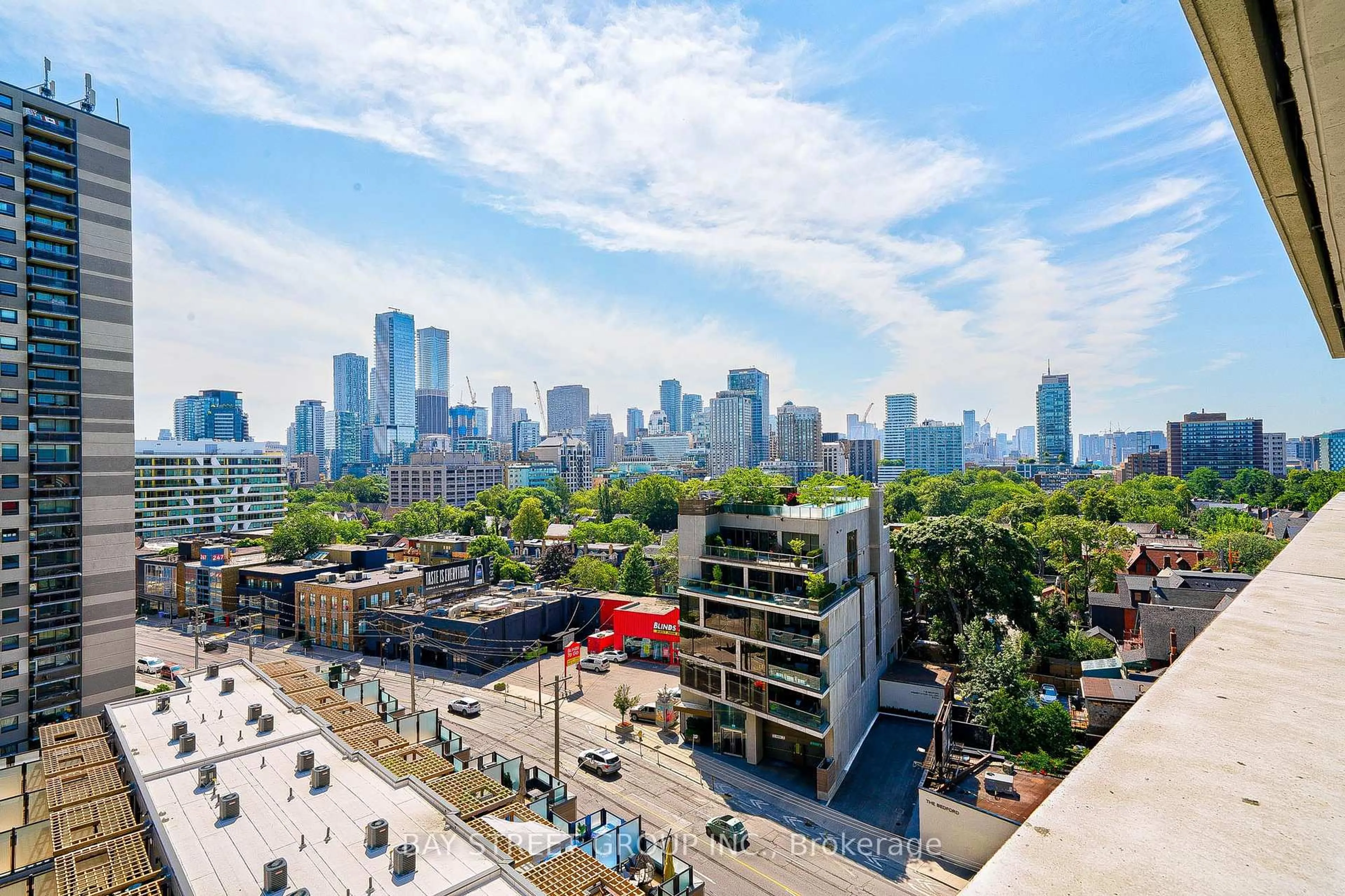 A pic from outside/outdoor area/front of a property/back of a property/a pic from drone, city buildings view from balcony for 181 Bedford Rd #905, Toronto Ontario M5R 0C2